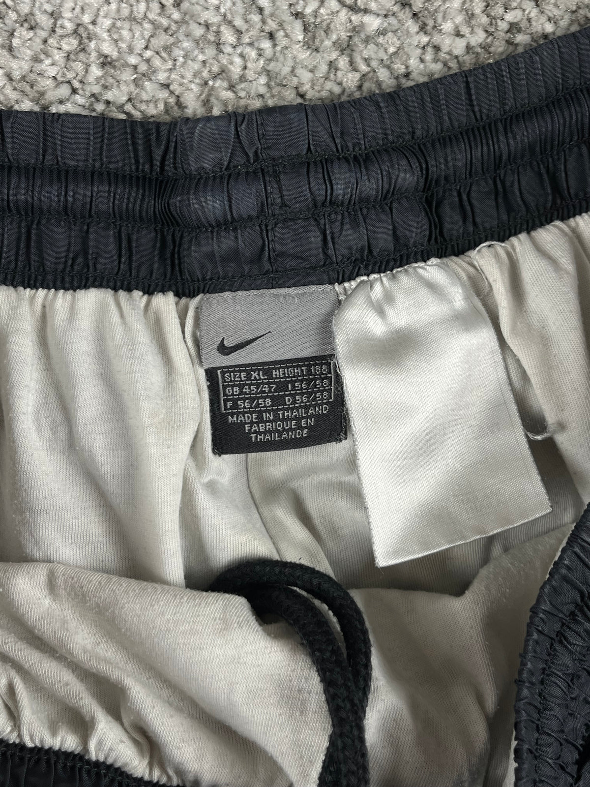 Nike Trackpant Vintage 2000s "Black" (XL)