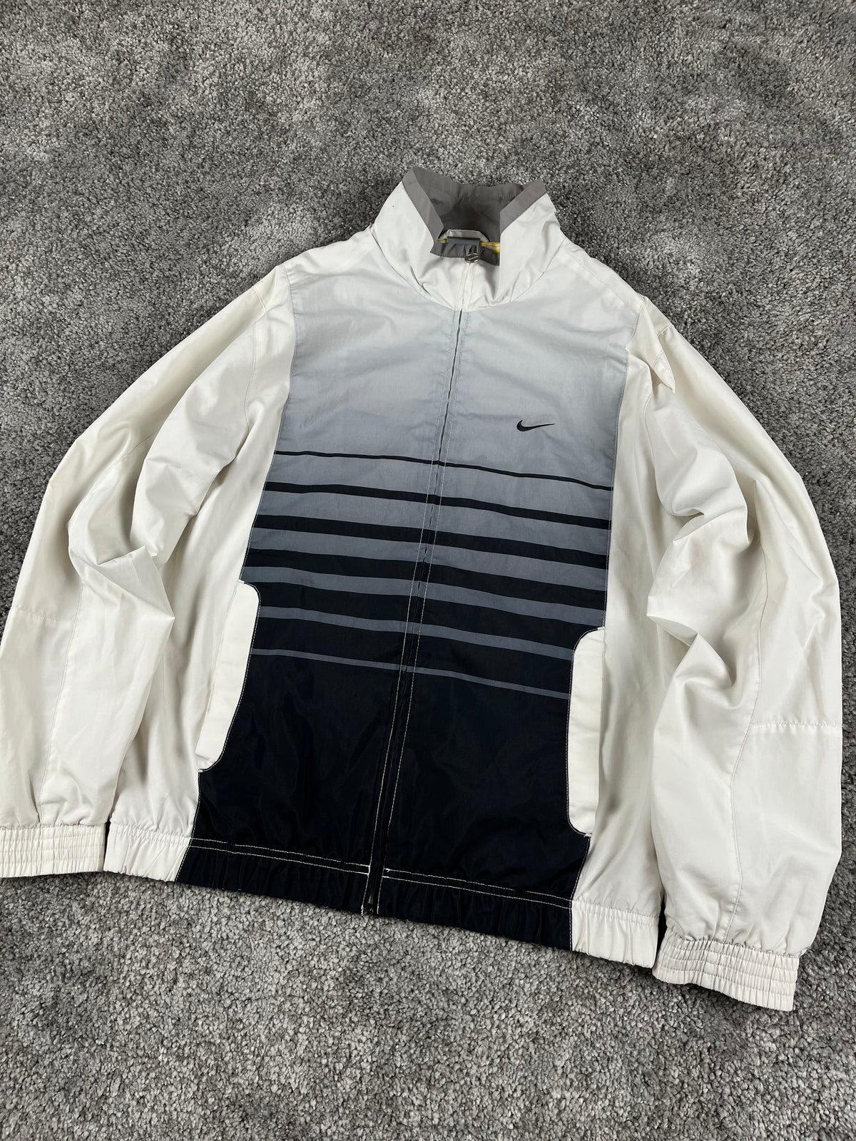 Nike TrackJacket Vintage 2000s "White/Black/Gray" (S)