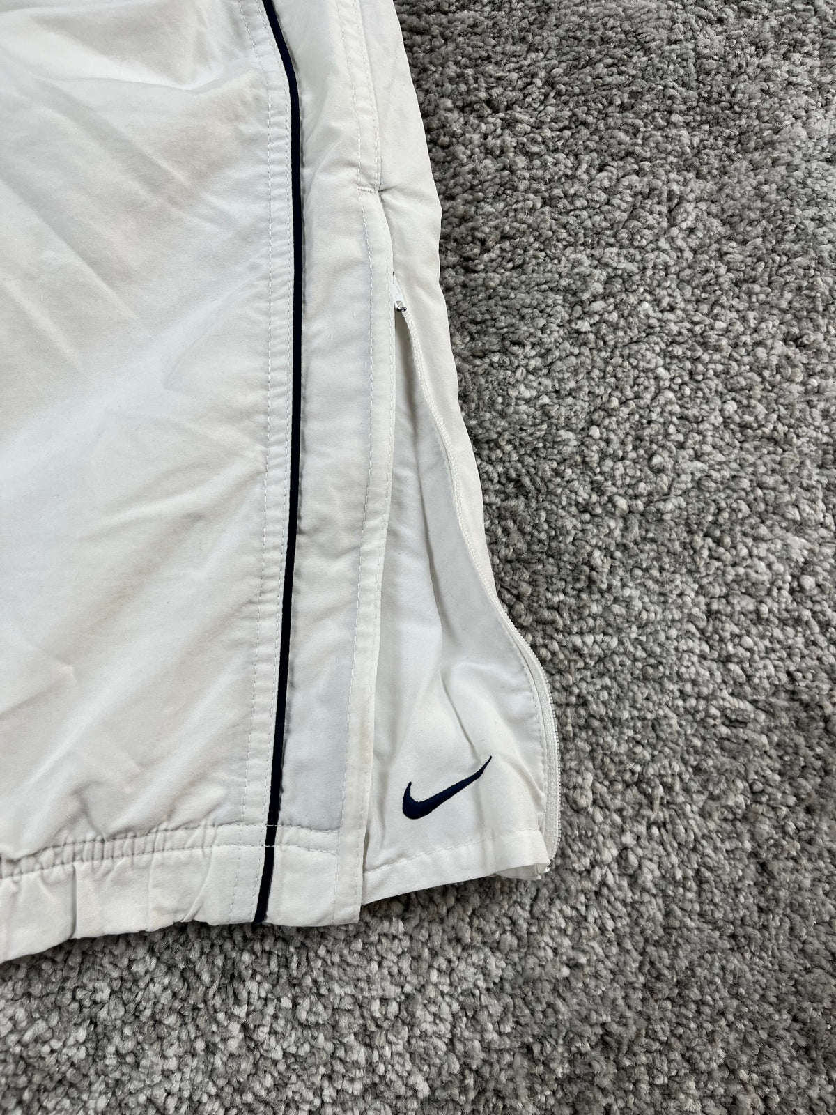 Nike Trackpant Vintage 2000s "White/Navy" (L)