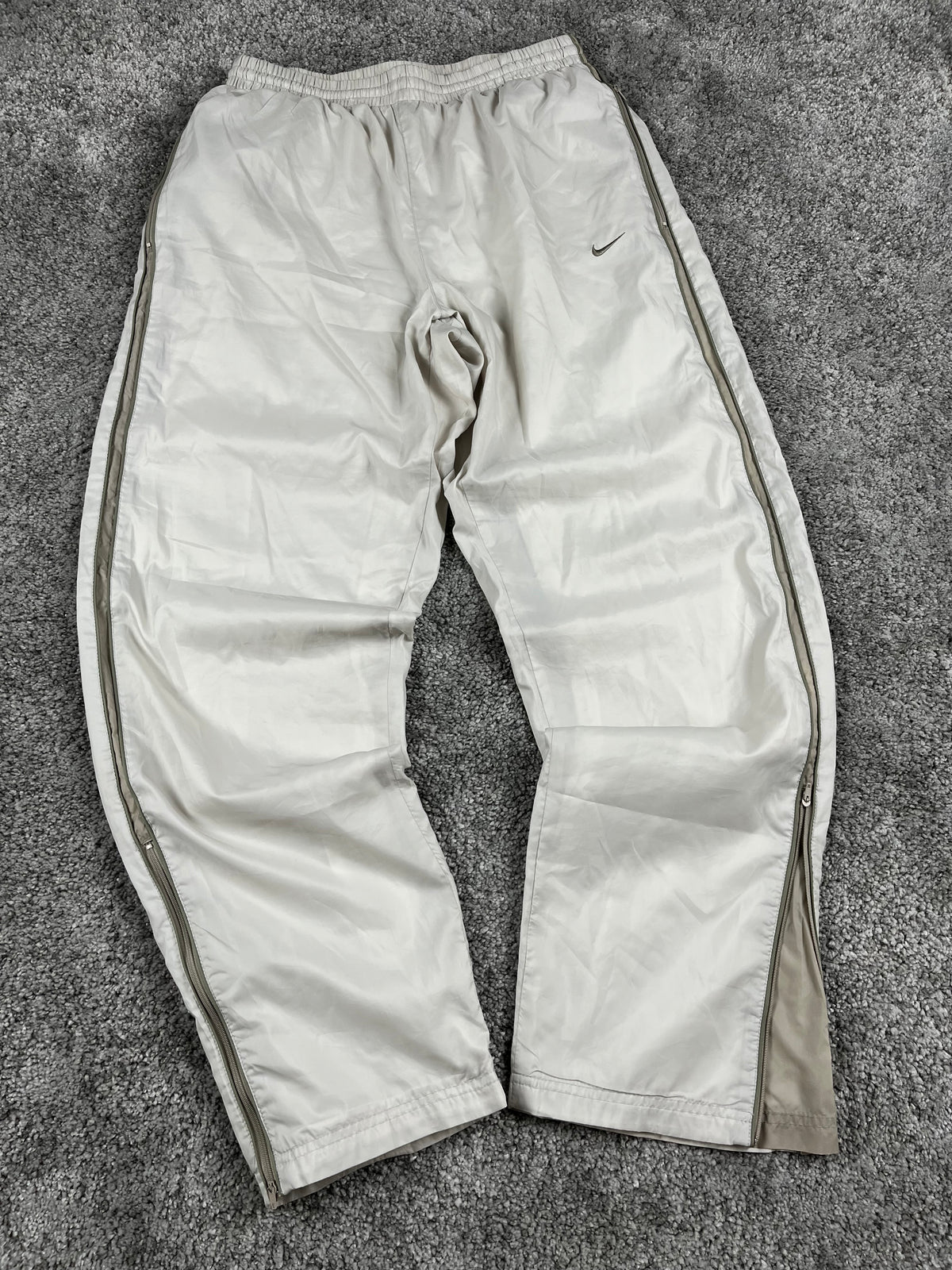 Nike Trackpant Vintage 2000s "Beig/Brown" (L)