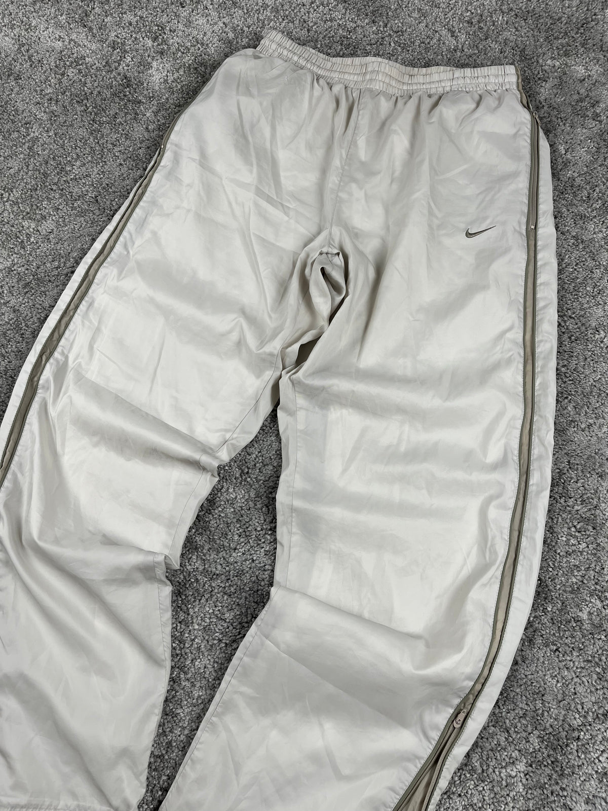 Pantalón de chándal Nike vintage años 2000 "Beige/Marrón" (L)