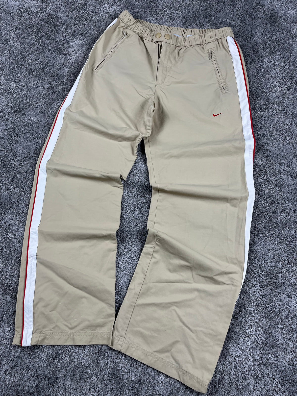 Pantalón de chándal Nike vintage años 2000 "Beige/Blanco/Rojo" (S)