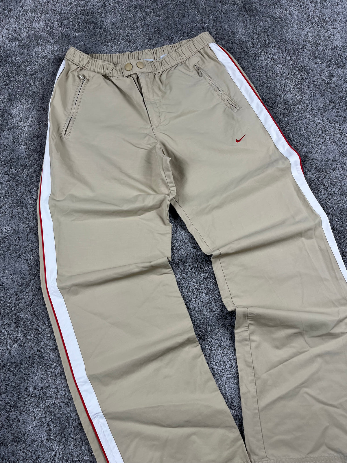 Pantalón de chándal Nike vintage años 2000 "Beige/Blanco/Rojo" (S)