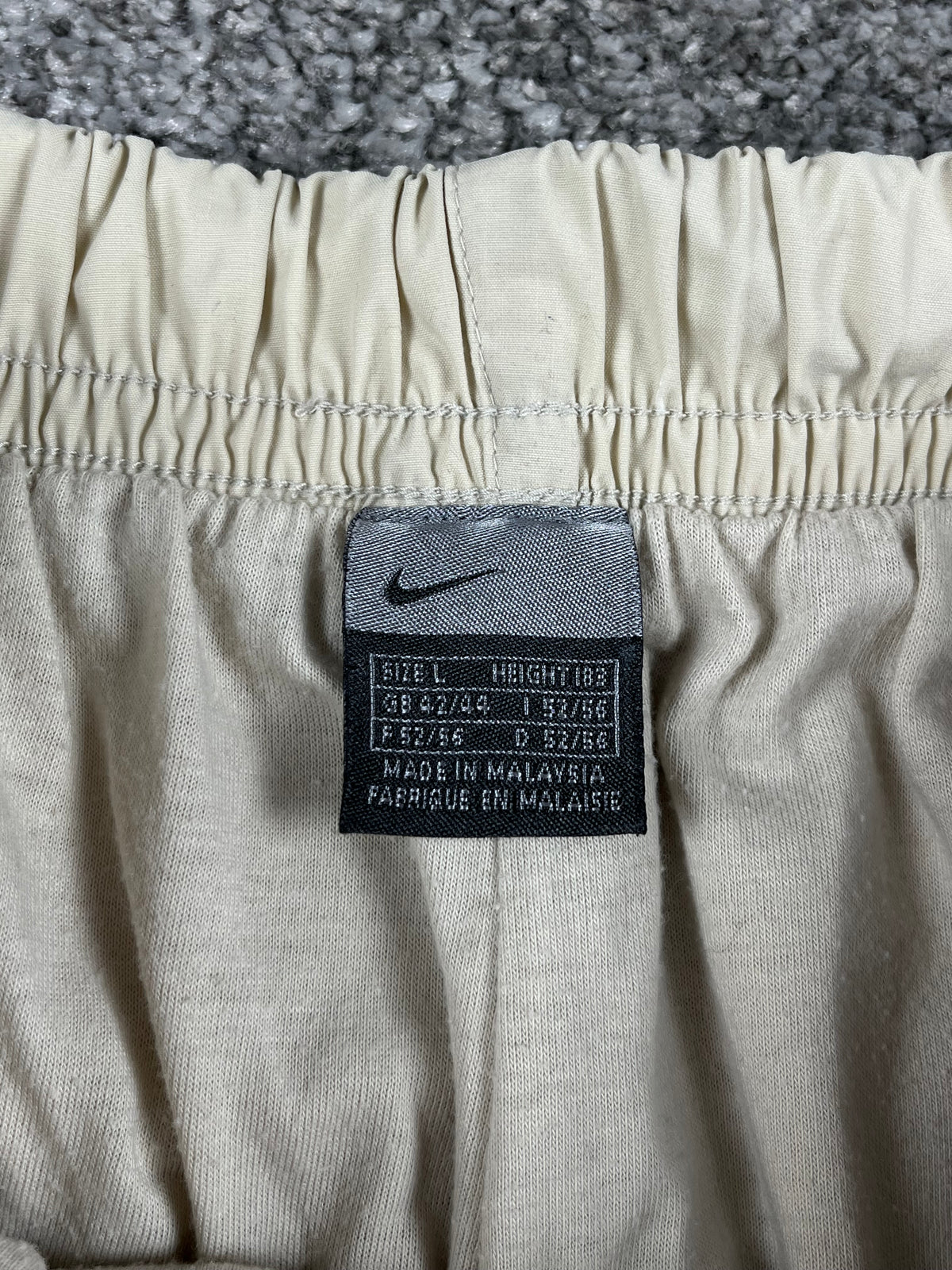 Pantalón deportivo Nike Vintage años 2000 "Beige" (L)