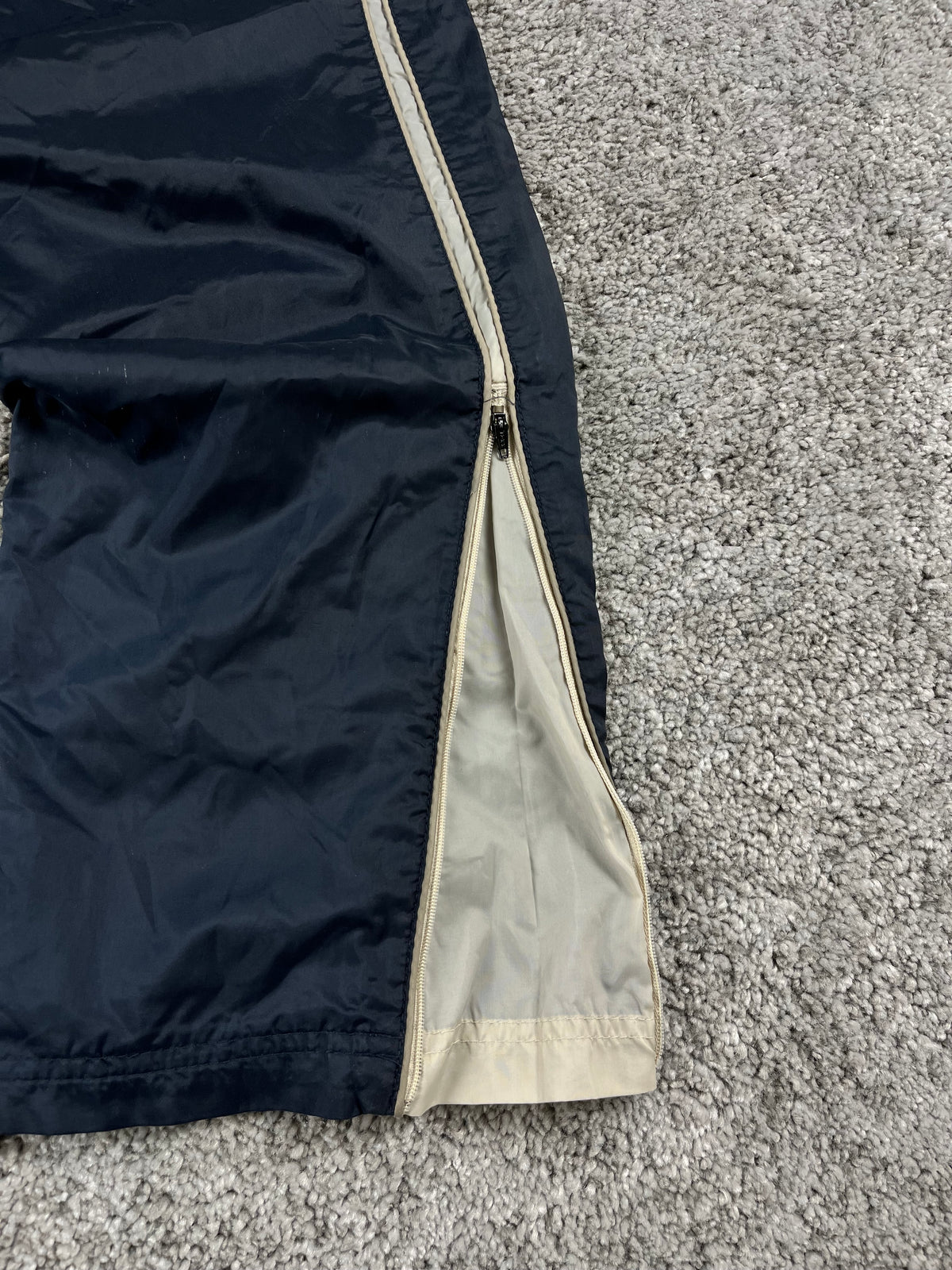 Nike Trackpant Vintage 2000s "Navy/Beig" (S)