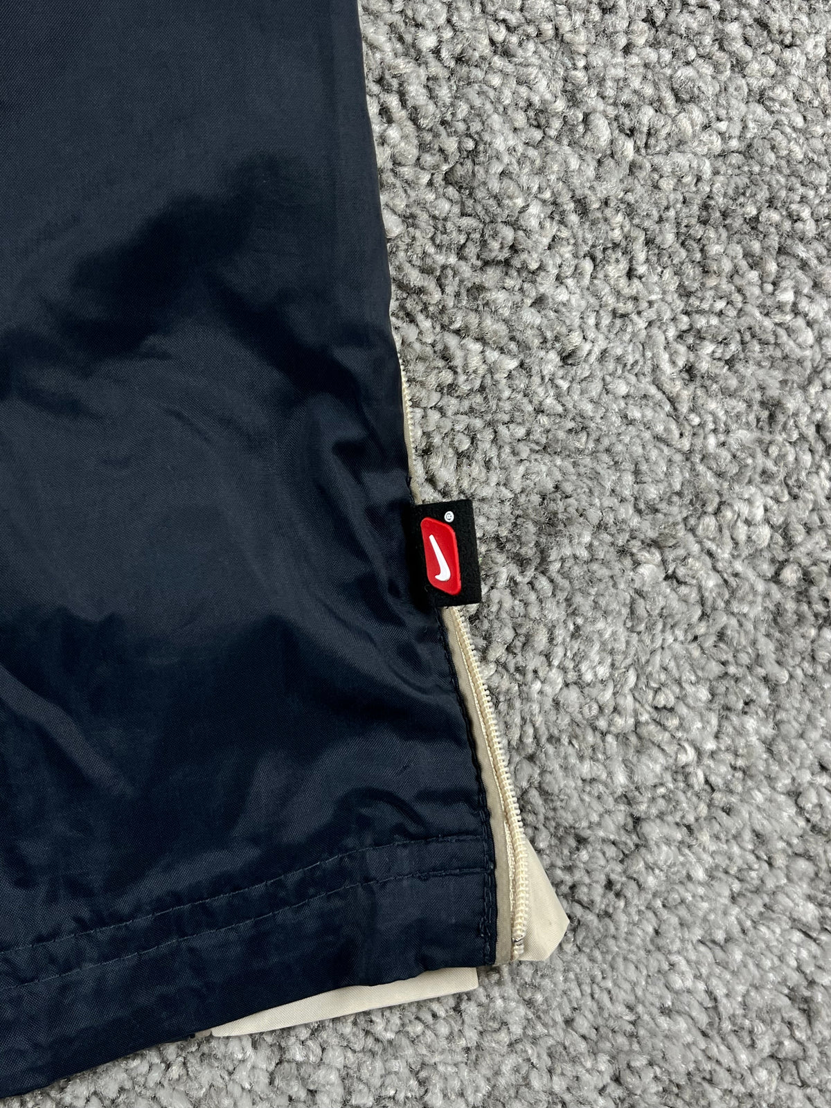 Nike Trackpant Vintage 2000s "Navy/Beig" (S)