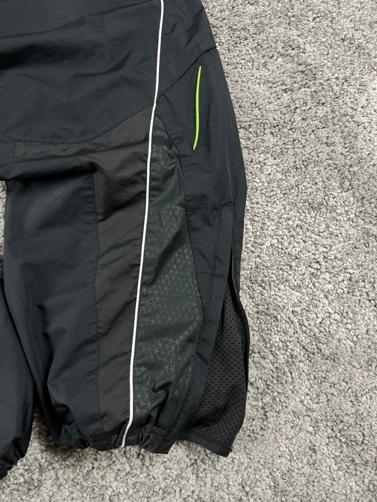 Pantalon de survêtement Nike Shox vintage des années 2000 « Noir/Vert » (S)