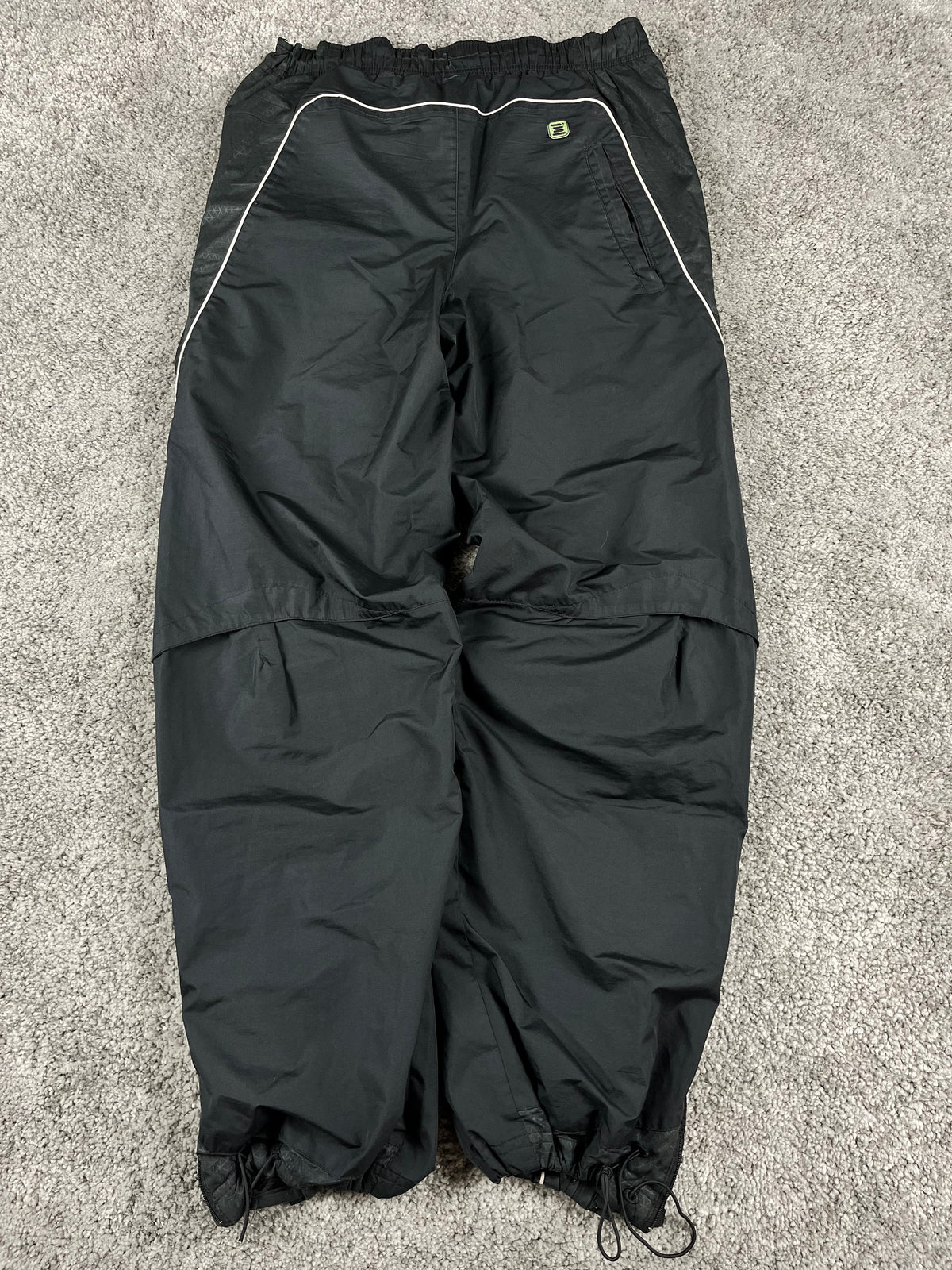 Pantalon de survêtement Nike Shox vintage des années 2000 « Noir/Vert » (S)