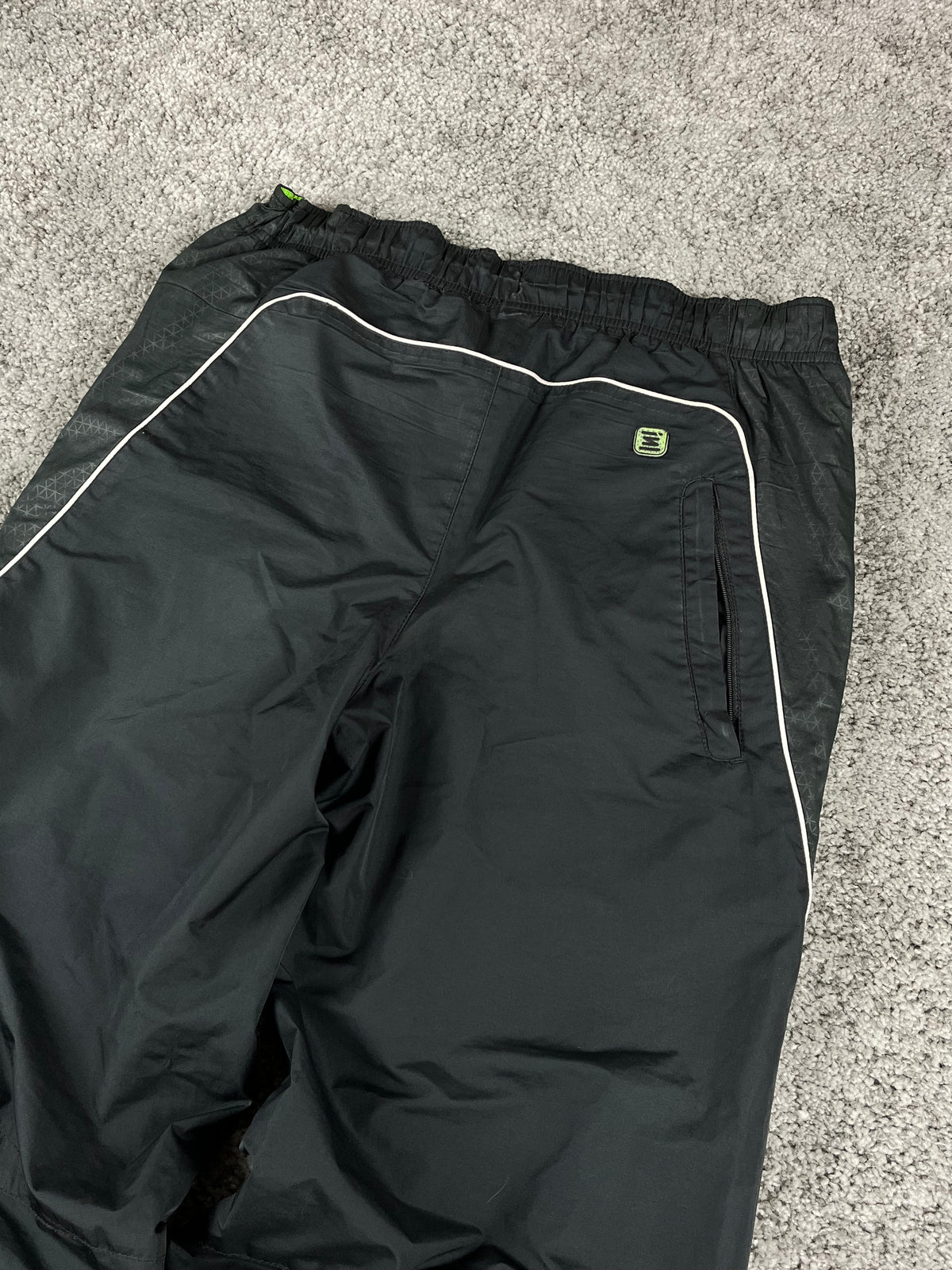 Pantalon de survêtement Nike Shox vintage des années 2000 « Noir/Vert » (S)