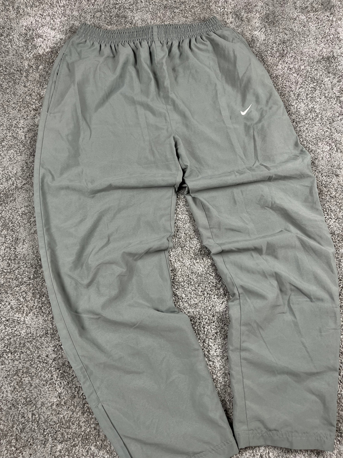 Nike Trackpant Vintage 2000s "Gray/White" (S)