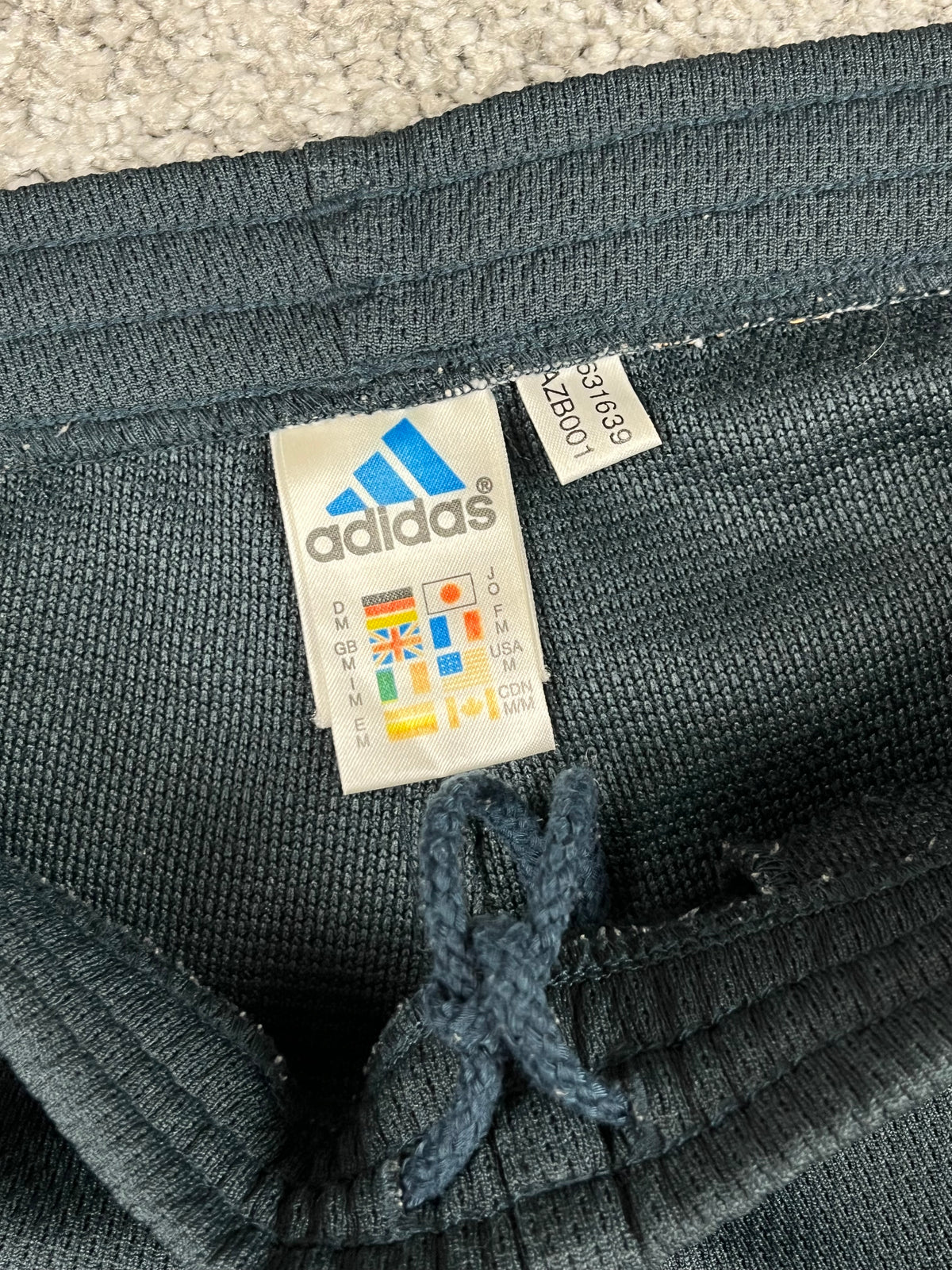 Pantalón deportivo Adidas Basketball vintage años 2000 "Gris/Blanco/Naranja" (M/L)
