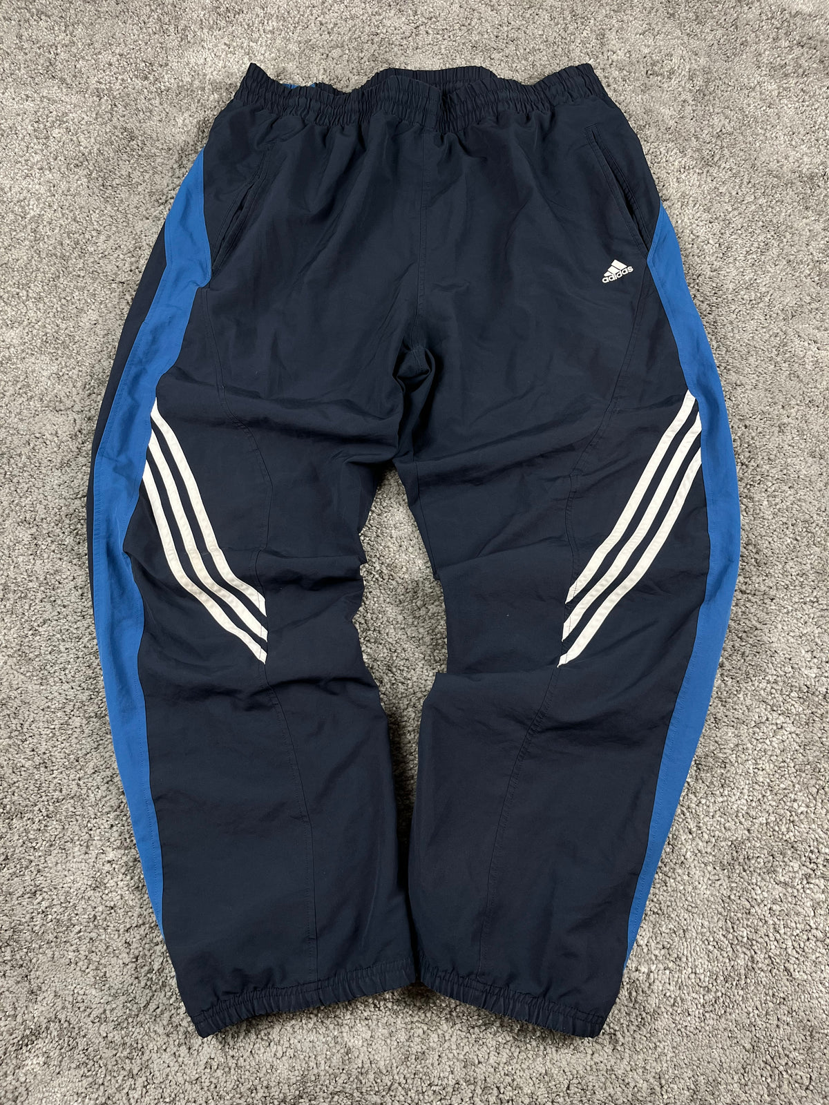 Pantalón deportivo Adidas vintage años 2000 "Azul marino/Azul" (XL)
