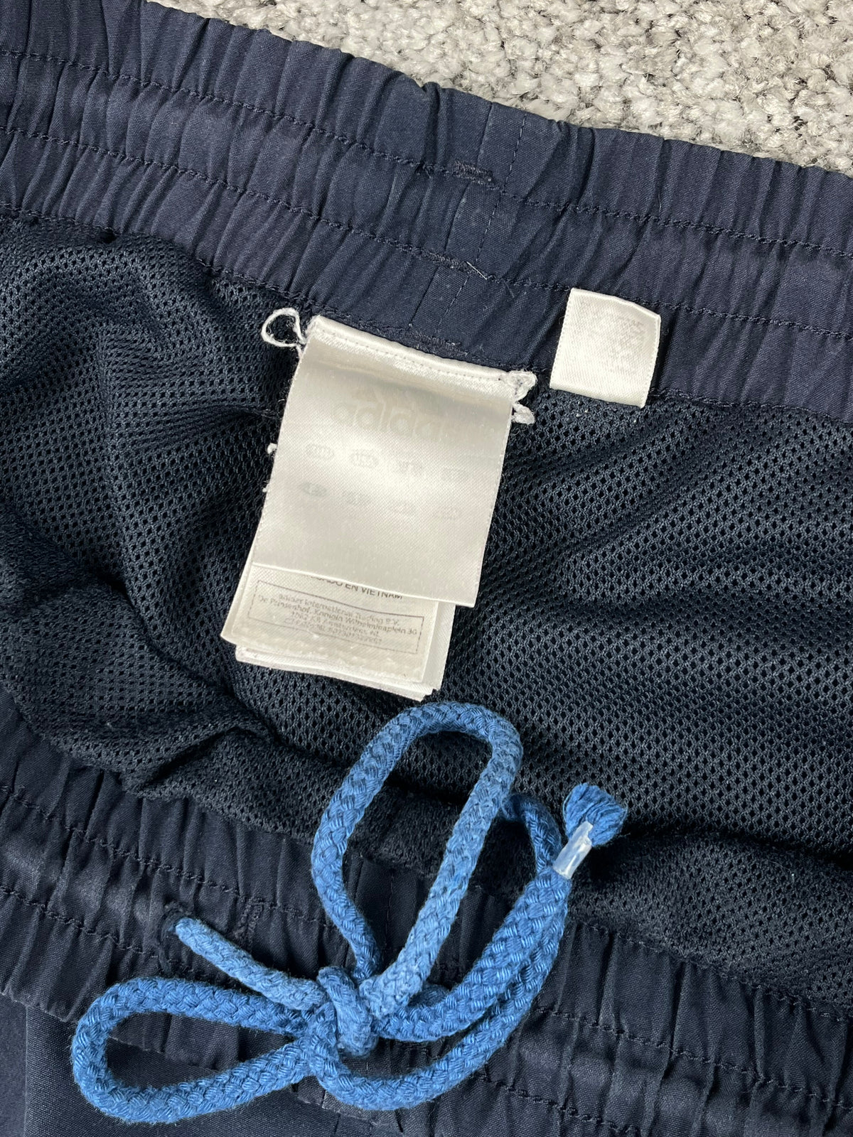 Pantalón deportivo Adidas vintage años 2000 "Azul marino/Azul" (XL)