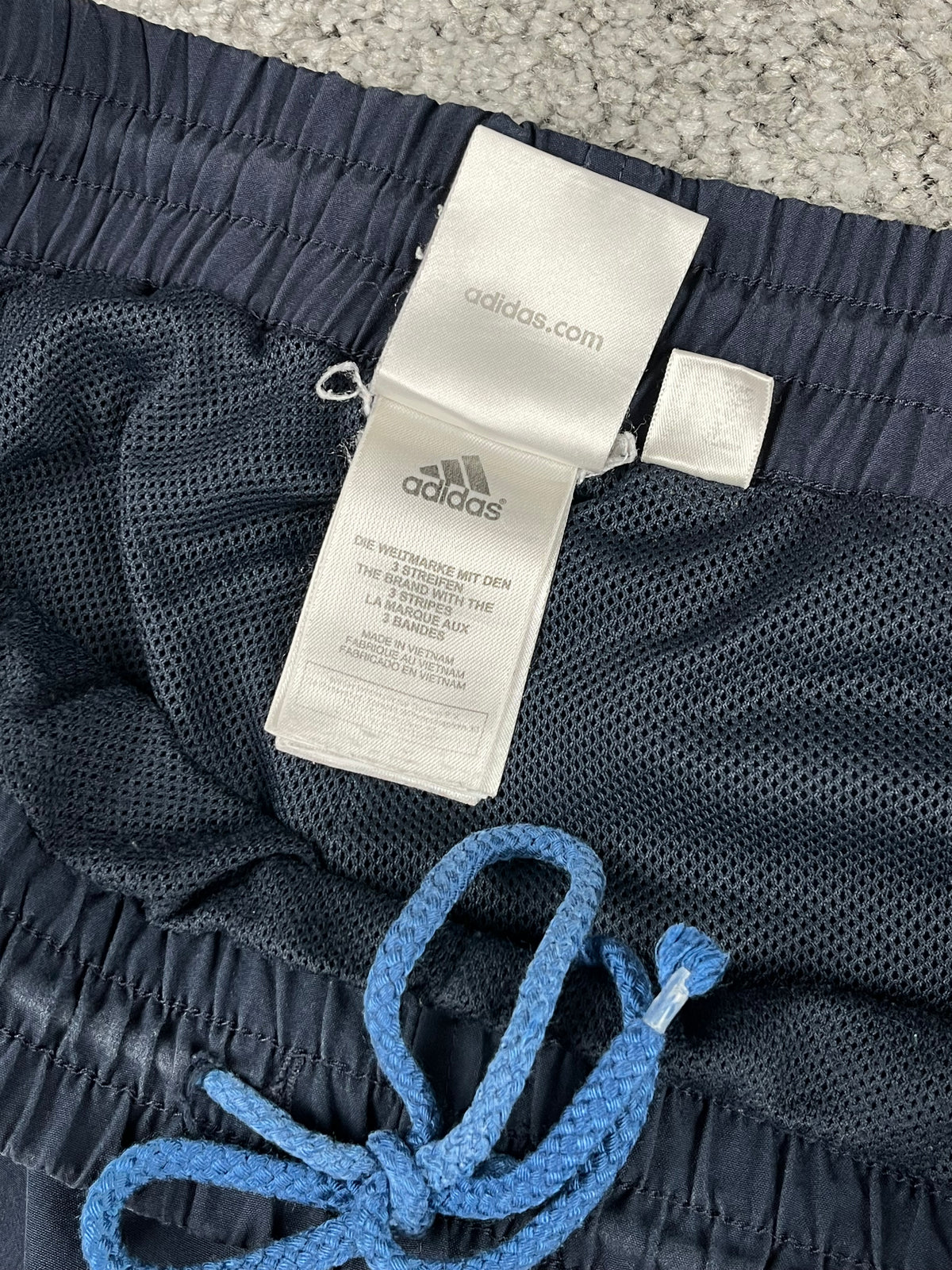 Pantalón deportivo Adidas vintage años 2000 "Azul marino/Azul" (XL)
