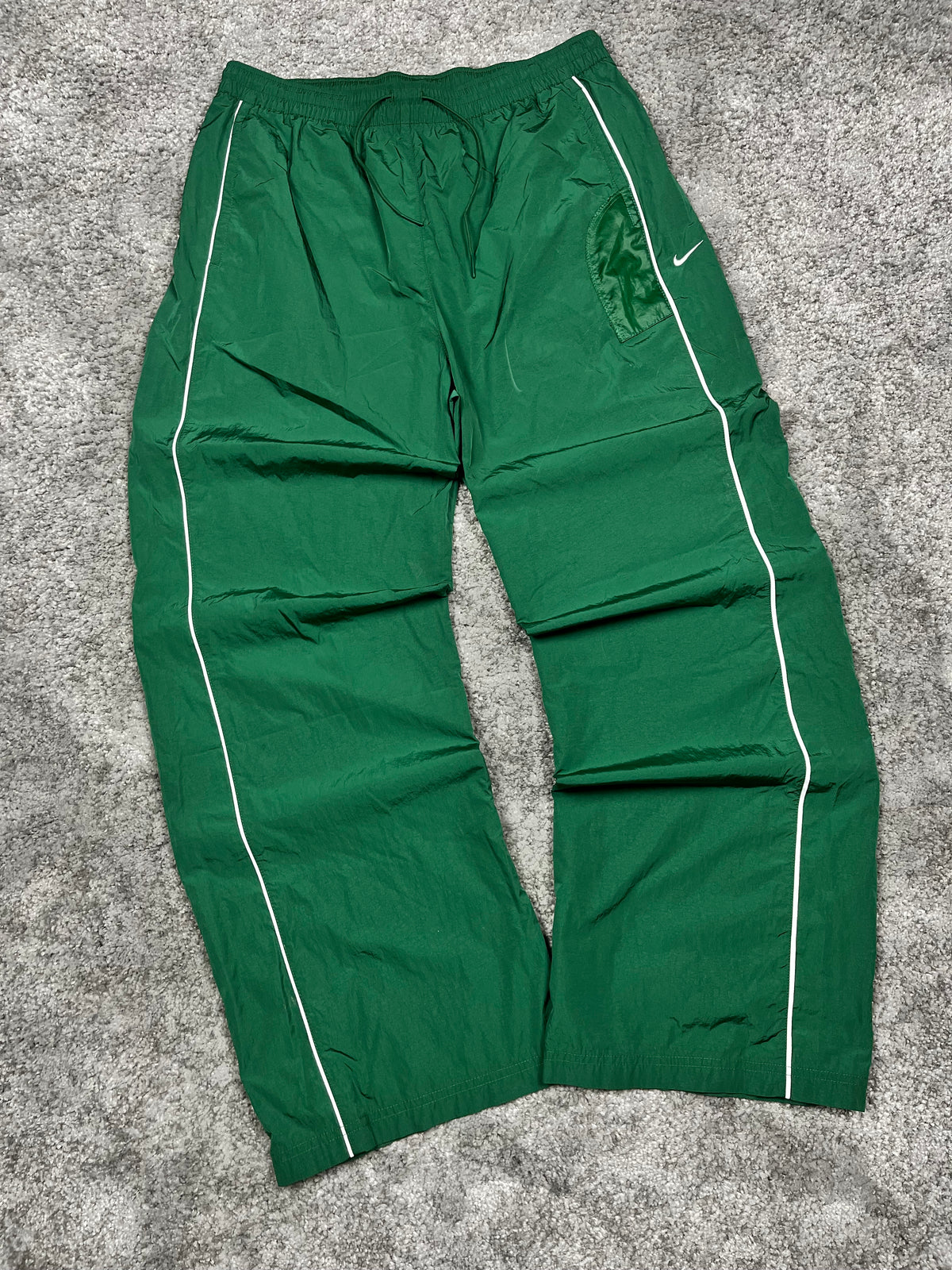 Pantalón de chándal Nike vintage años 2000 "Verde/Blanco" (L)