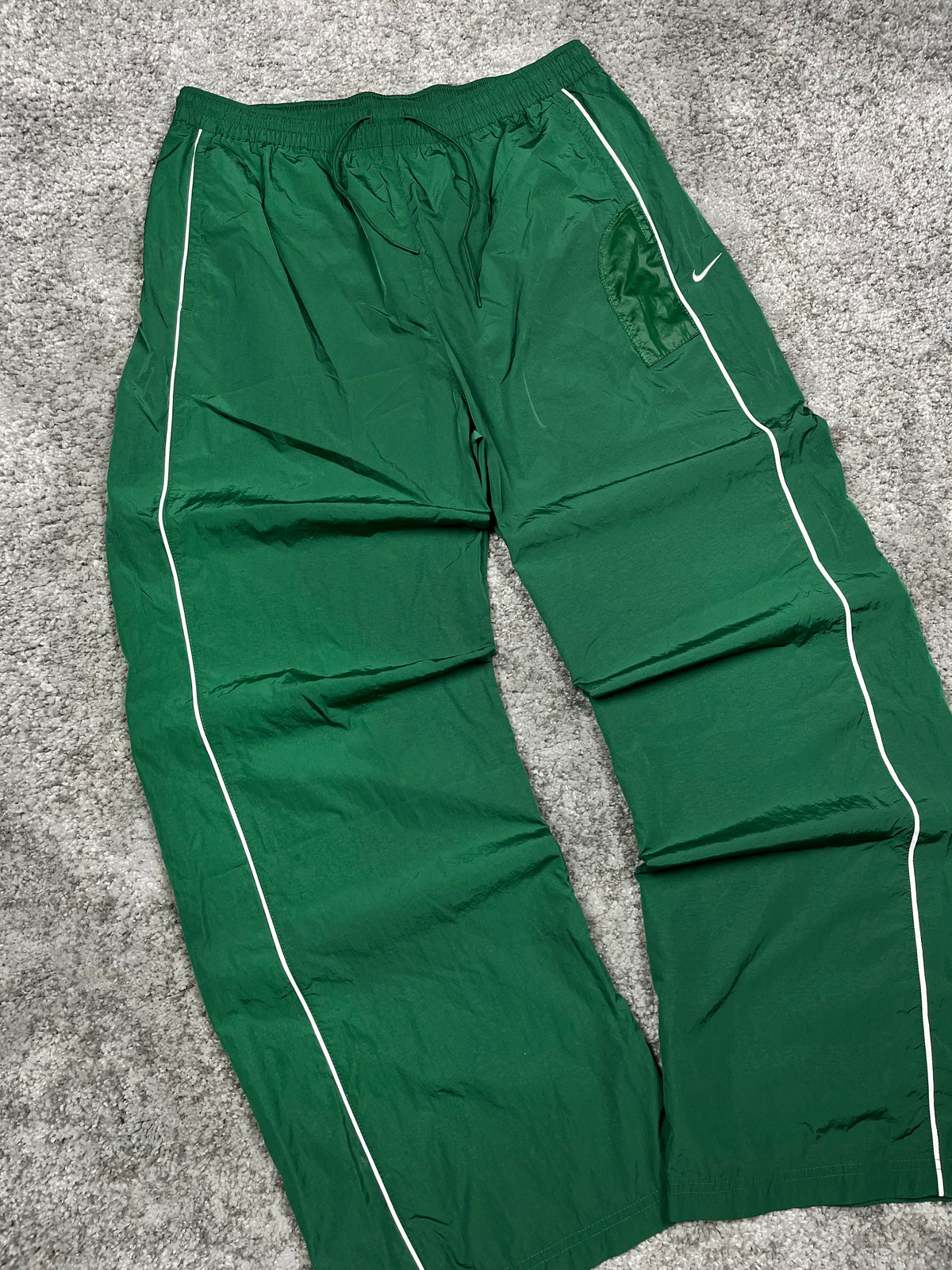 Pantalón de chándal Nike vintage años 2000 "Verde/Blanco" (L)