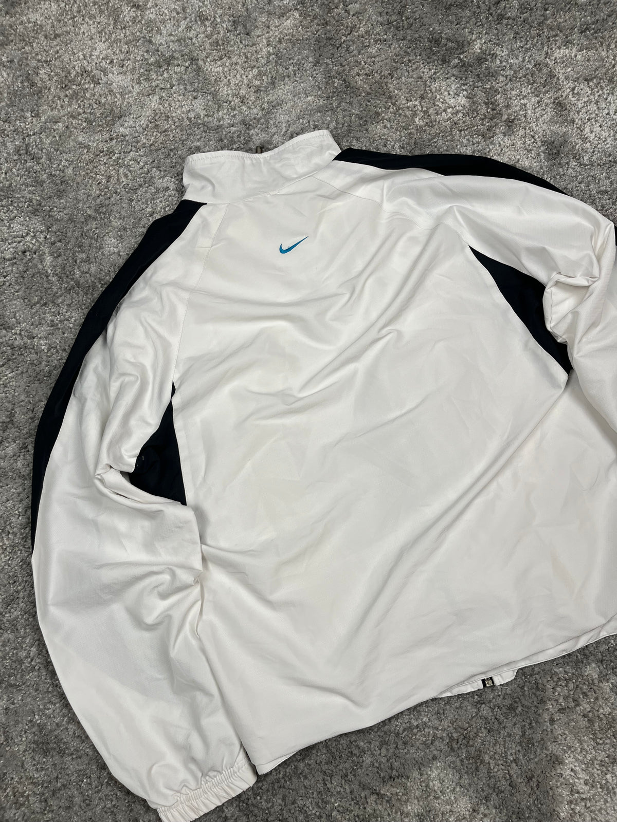 Veste de survêtement Nike TN vintage des années 2000 "Blanc/Noir" (L)