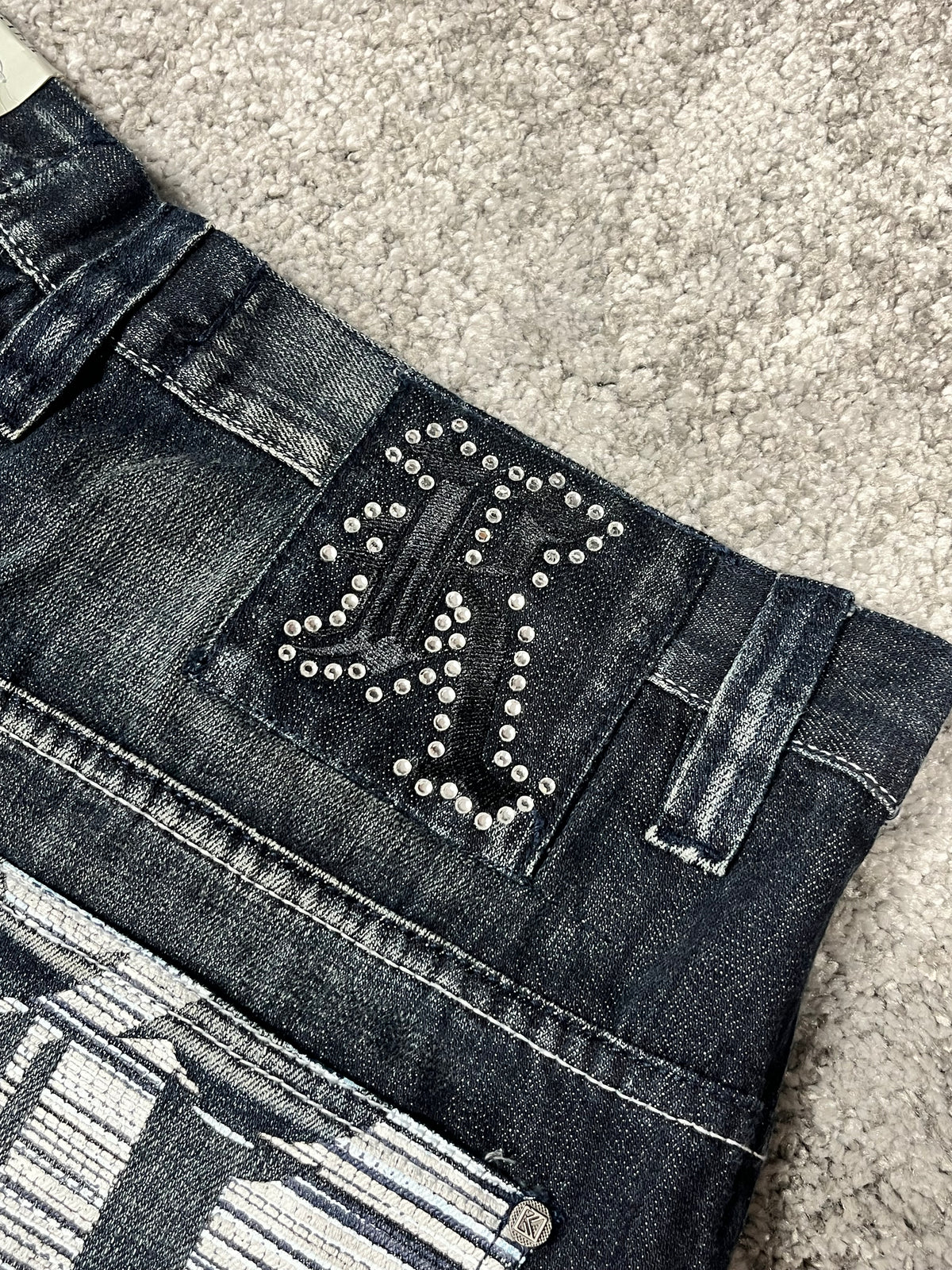 Vaqueros Karl Kani fabricados en EE. UU., estilo urbano holgado Y2K, "denim" estampado (44/L)