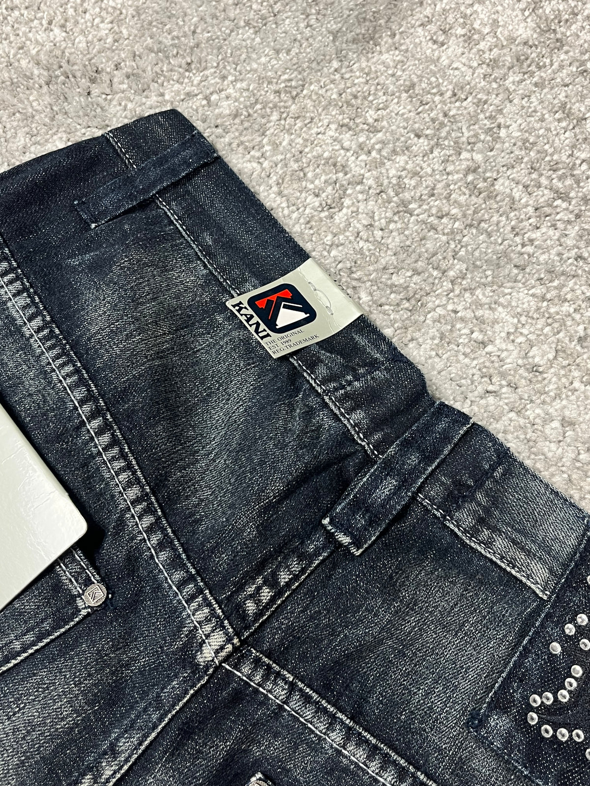 Vaqueros Karl Kani fabricados en EE. UU., estilo urbano holgado Y2K, "denim" estampado (44/L)