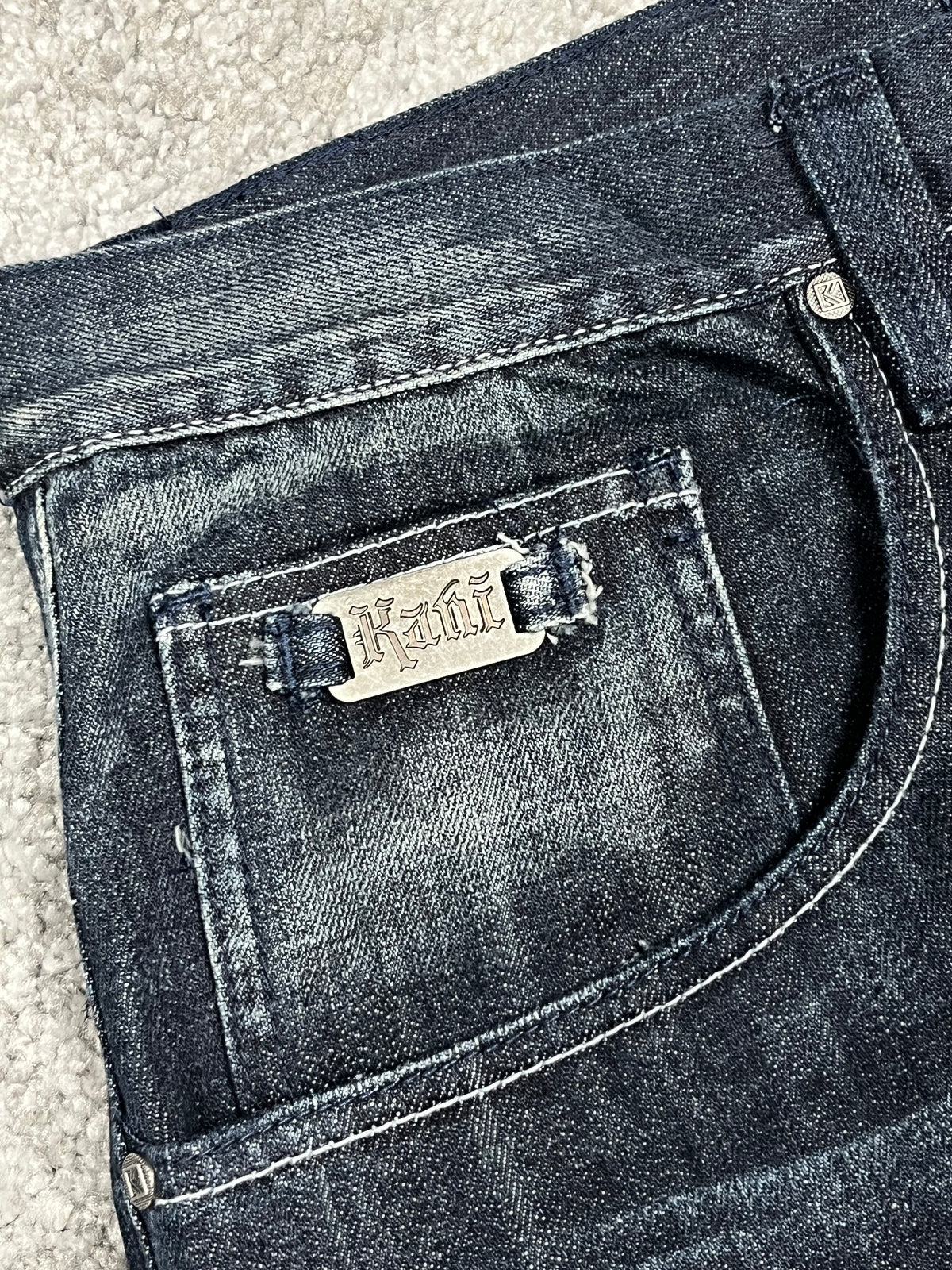 Vaqueros Karl Kani fabricados en EE. UU., estilo urbano holgado Y2K, "denim" estampado (44/L)