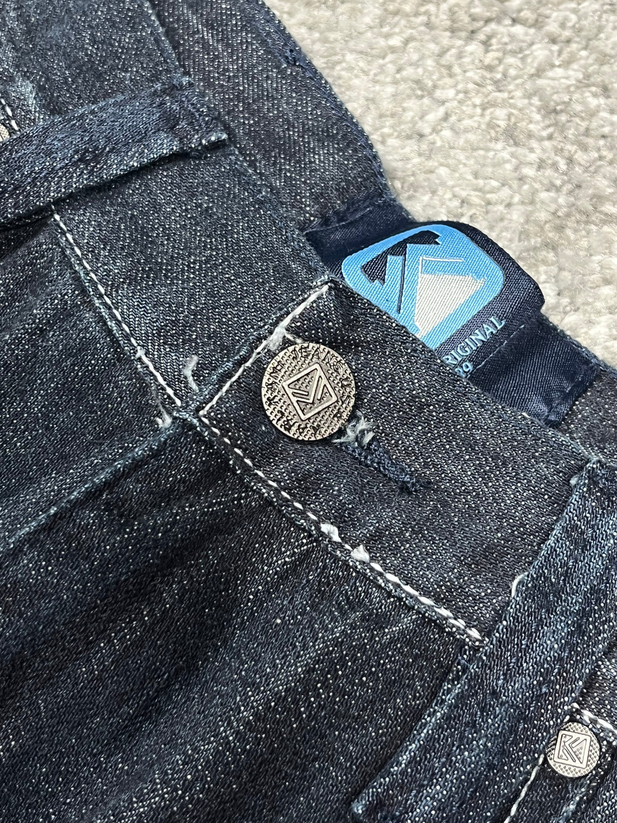Vaqueros Karl Kani fabricados en EE. UU., estilo urbano holgado Y2K, "denim" estampado (44/L)
