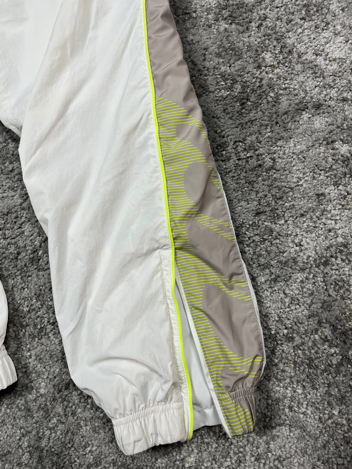 Pantalon de survêtement Nike TN vintage des années 2000 "Blanc/Vert" (S)
