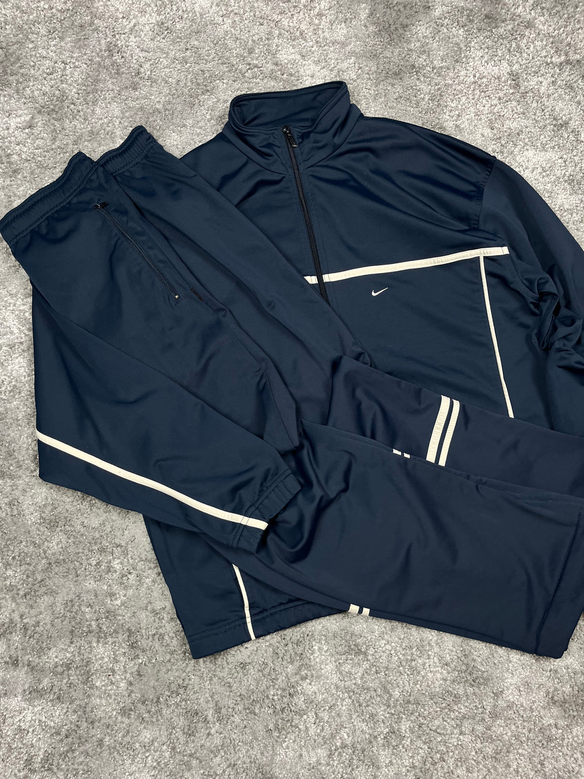 Nike Tracksuit Vintage 2000s "Navy/White" (XL)