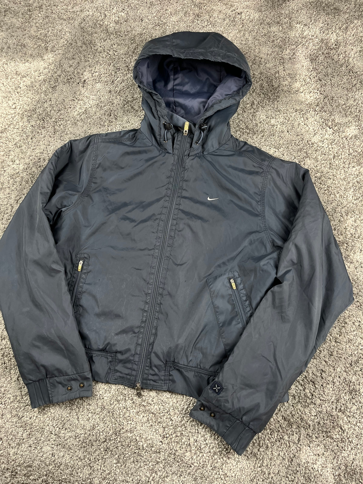 Nike Puffer Jacket Cropped Fit Vintage 2000s "Gray" (M)