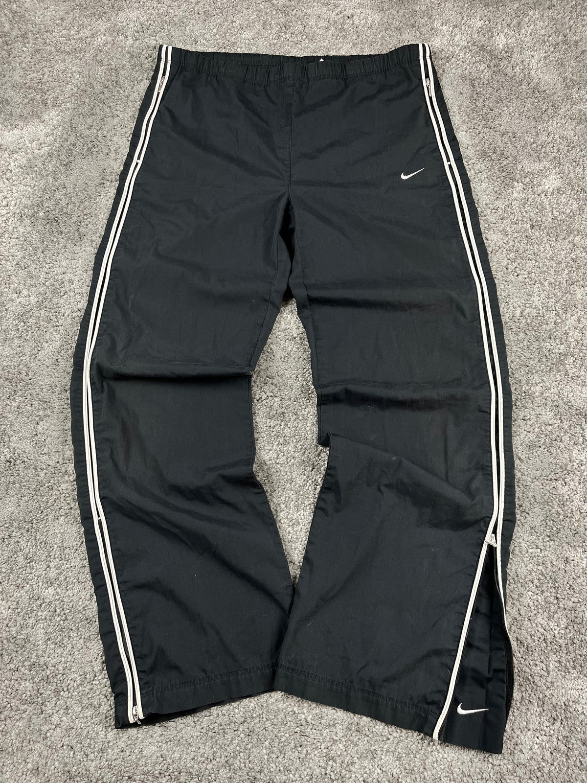 Nike Trackpant Rare Vintage 2000s "Black/White" (M)