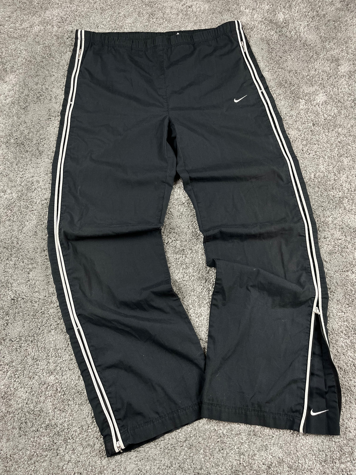Nike Trackpant Rare Vintage 2000s "Black/White" (M)