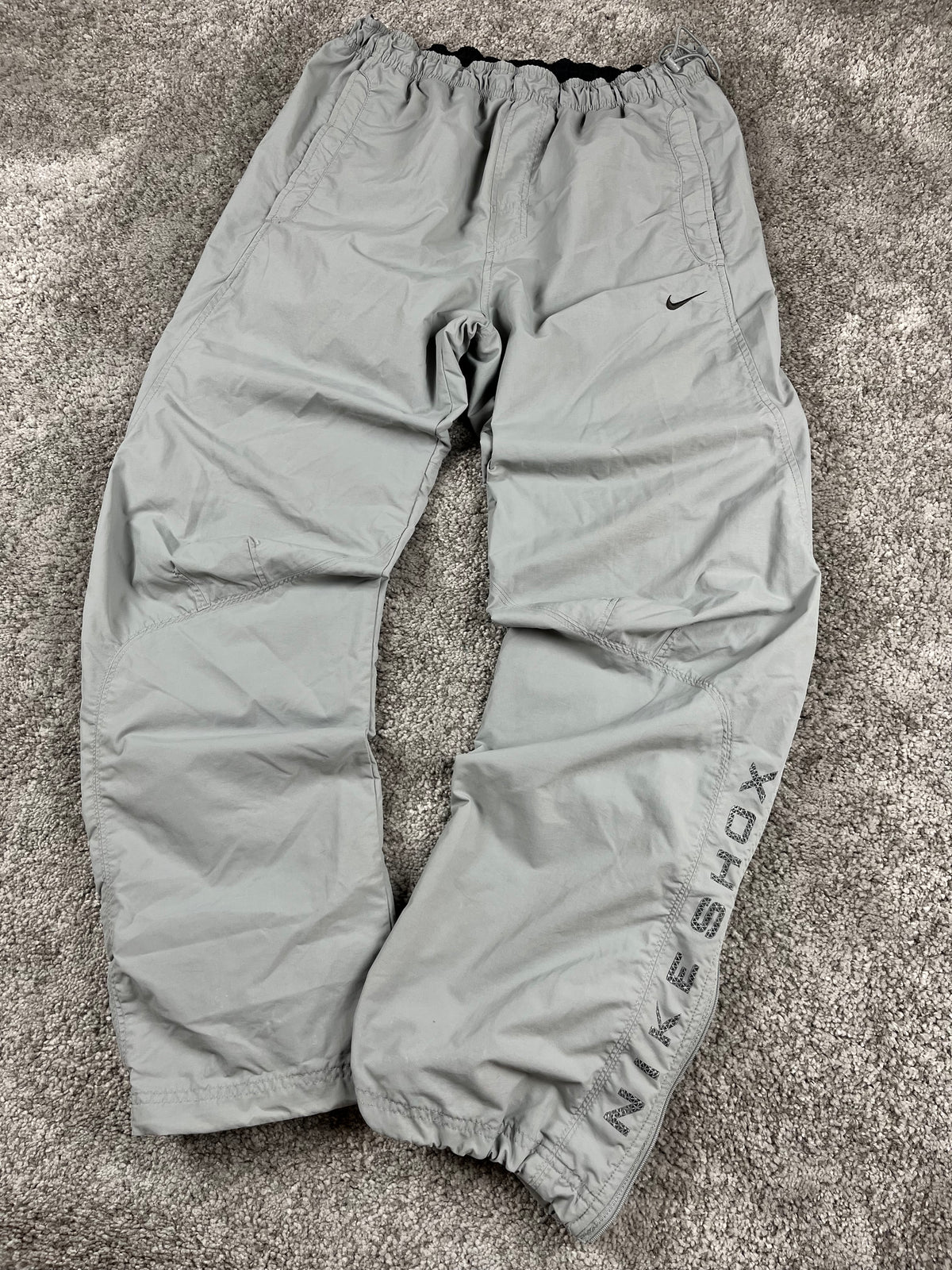 Pantalón de chándal Nike Shox vintage años 2000 "Gris/Negro" (M)