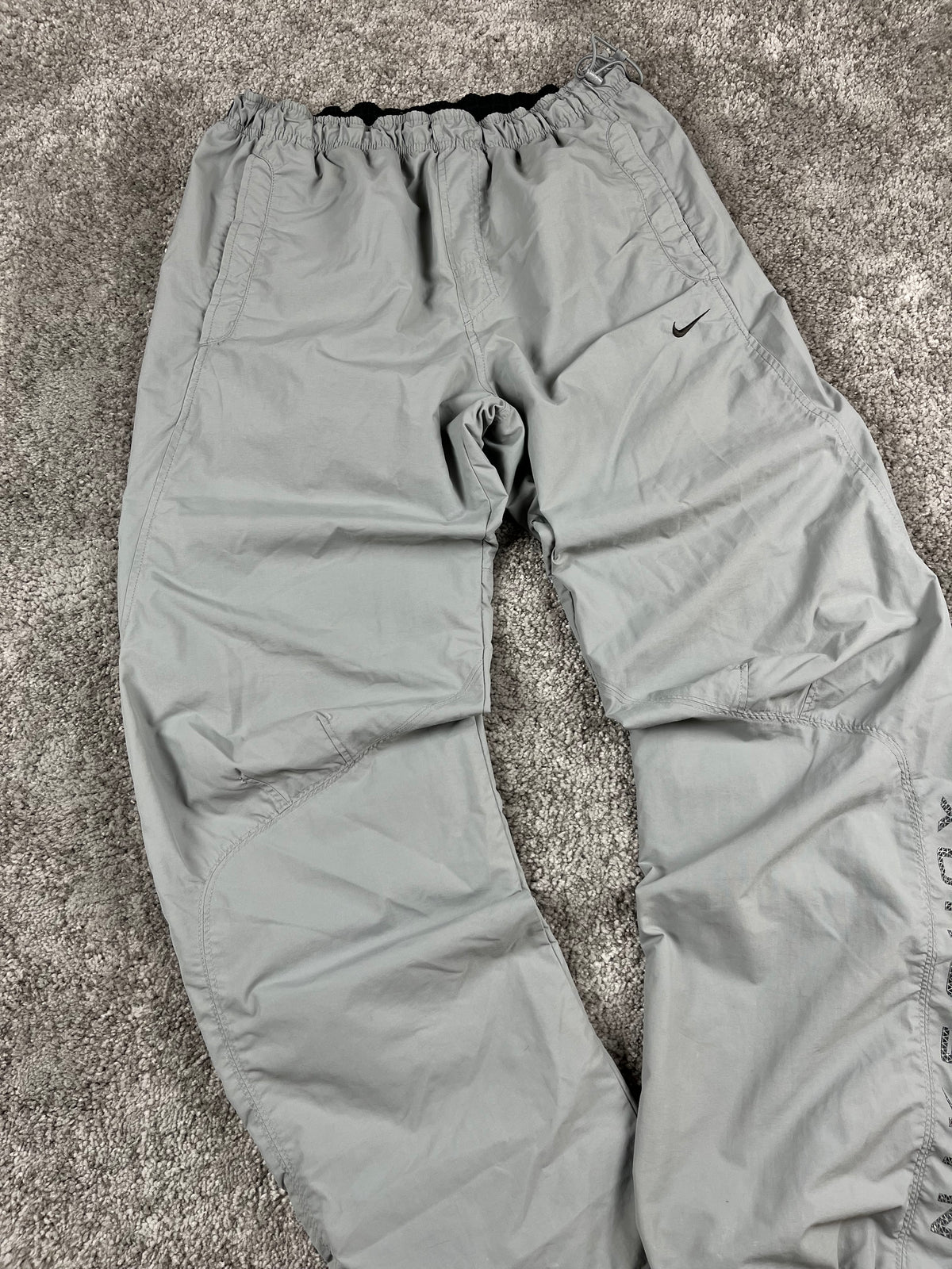 Pantalón de chándal Nike Shox vintage años 2000 "Gris/Negro" (M)
