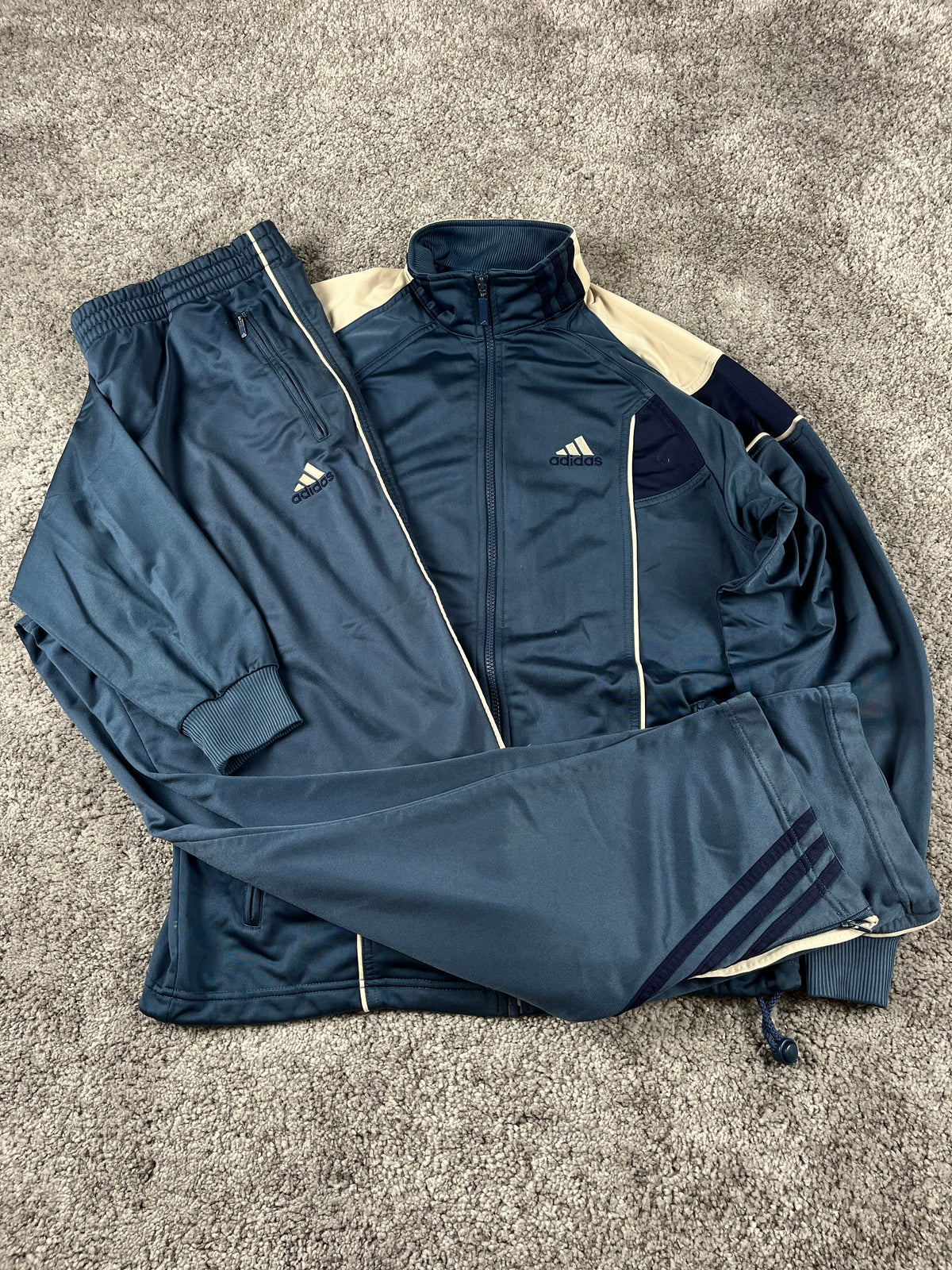 Adidas 3 Stripes Tracksuit Vintage 2000s "Navy/Beig" (XL)