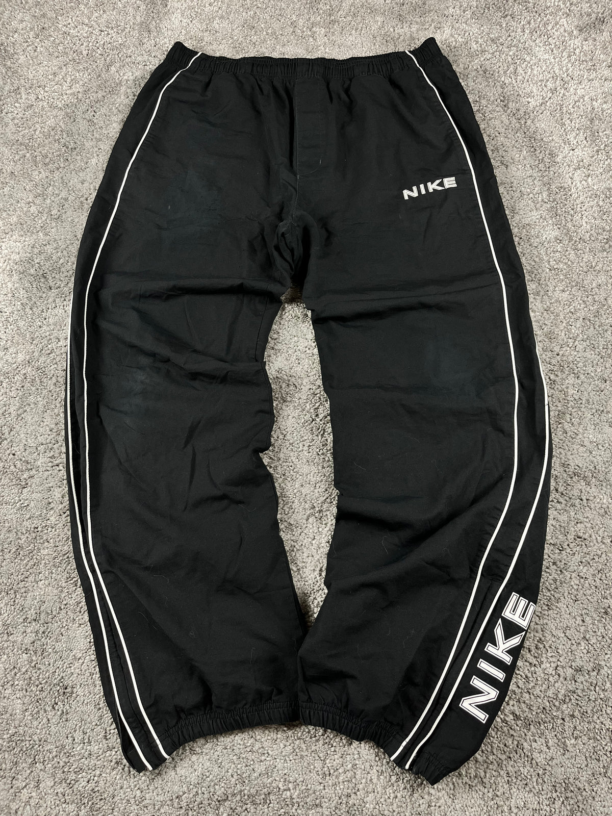 Pantalón de chándal Nike Vintage años 2000 "Negro/Blanco" (XL)