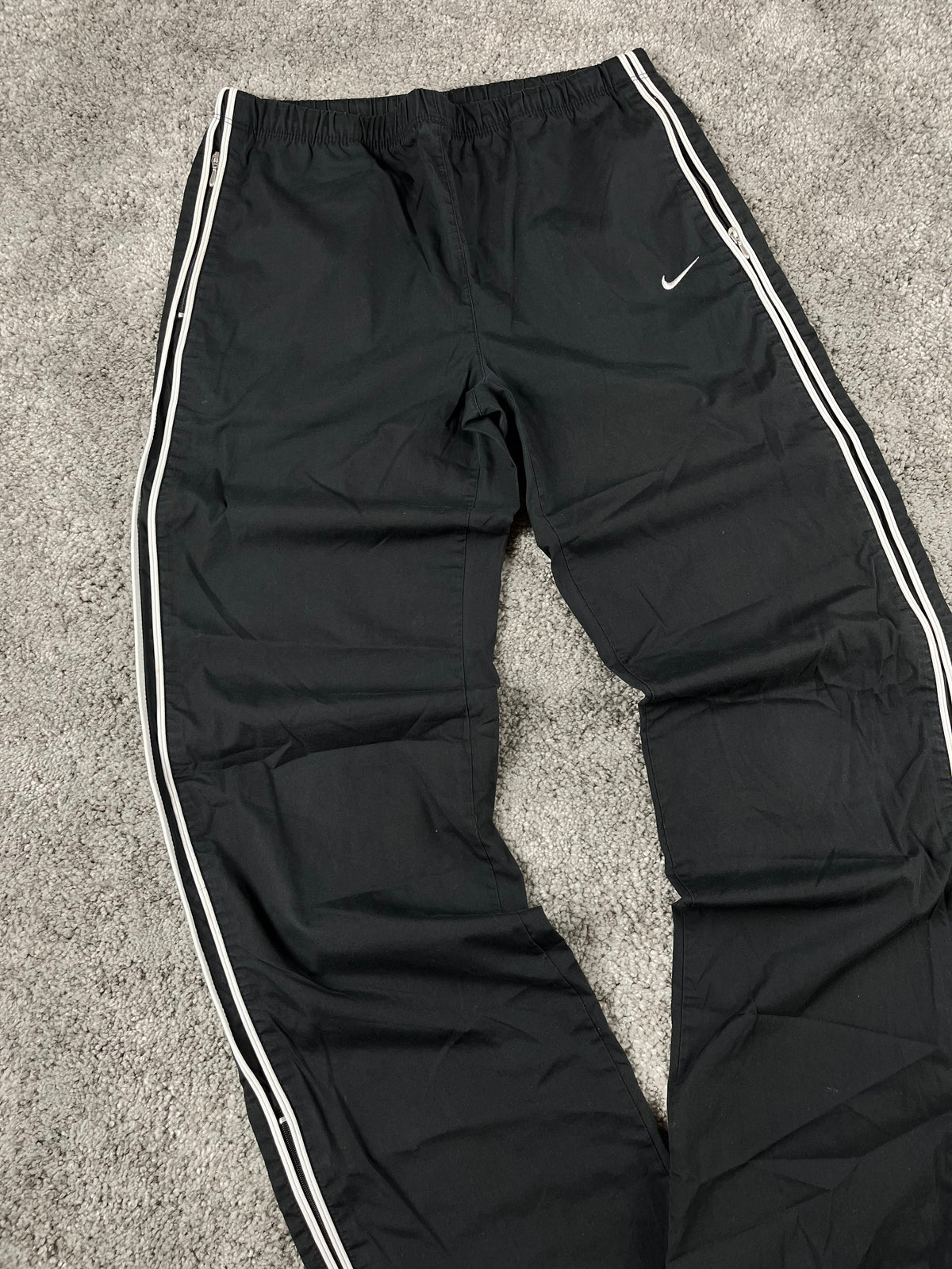 Pantalón de chándal Nike vintage años 2000 "Negro/Blanco" (S)