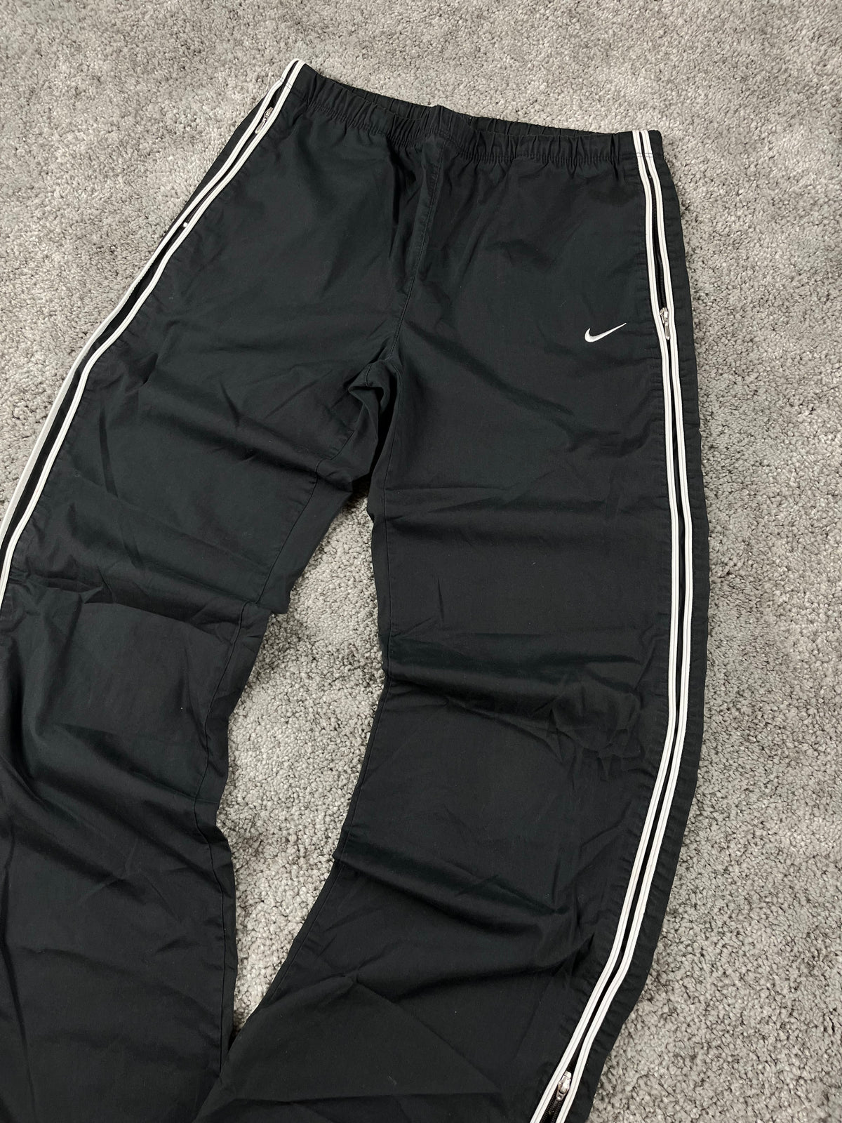 Pantalón de chándal Nike vintage años 2000 "Negro/Blanco" (S)