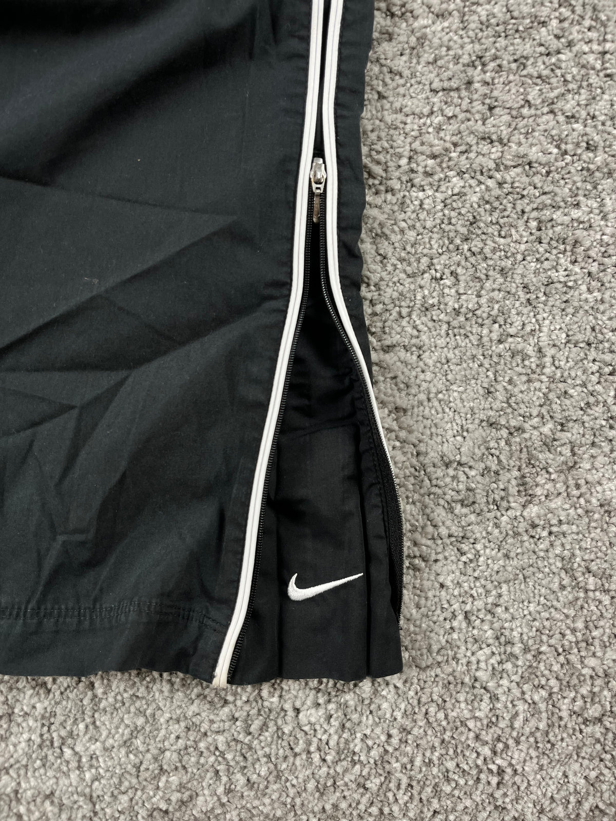 Pantalón de chándal Nike vintage años 2000 "Negro/Blanco" (S)