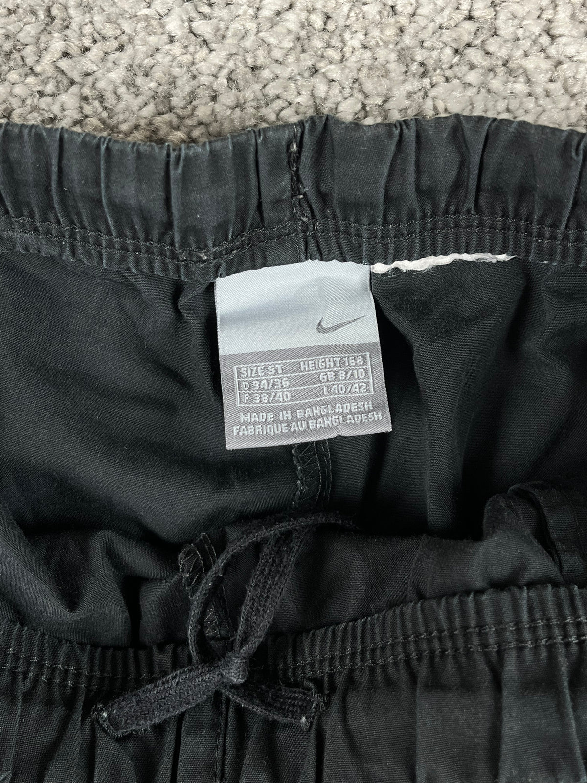 Pantalón de chándal Nike vintage años 2000 "Negro/Blanco" (S)