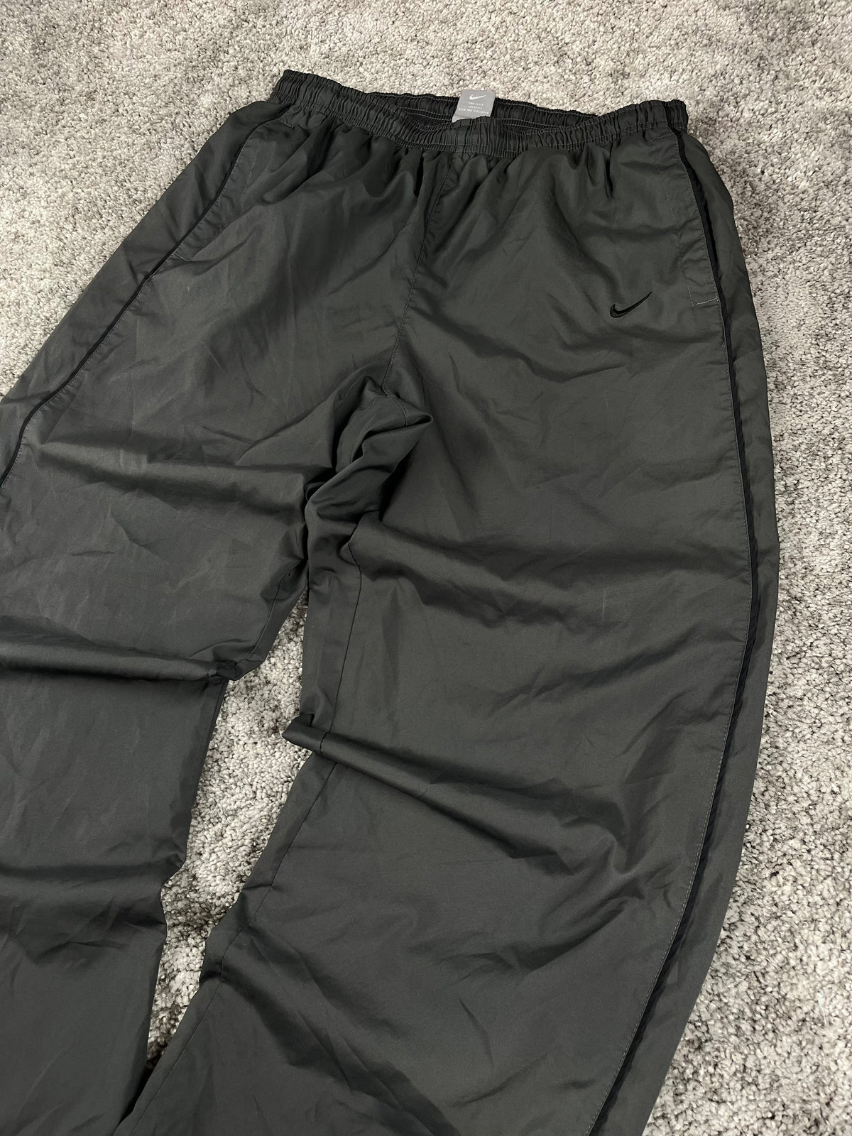 Nike Trackpant Vintage 2000s "Gray/Black" (L)