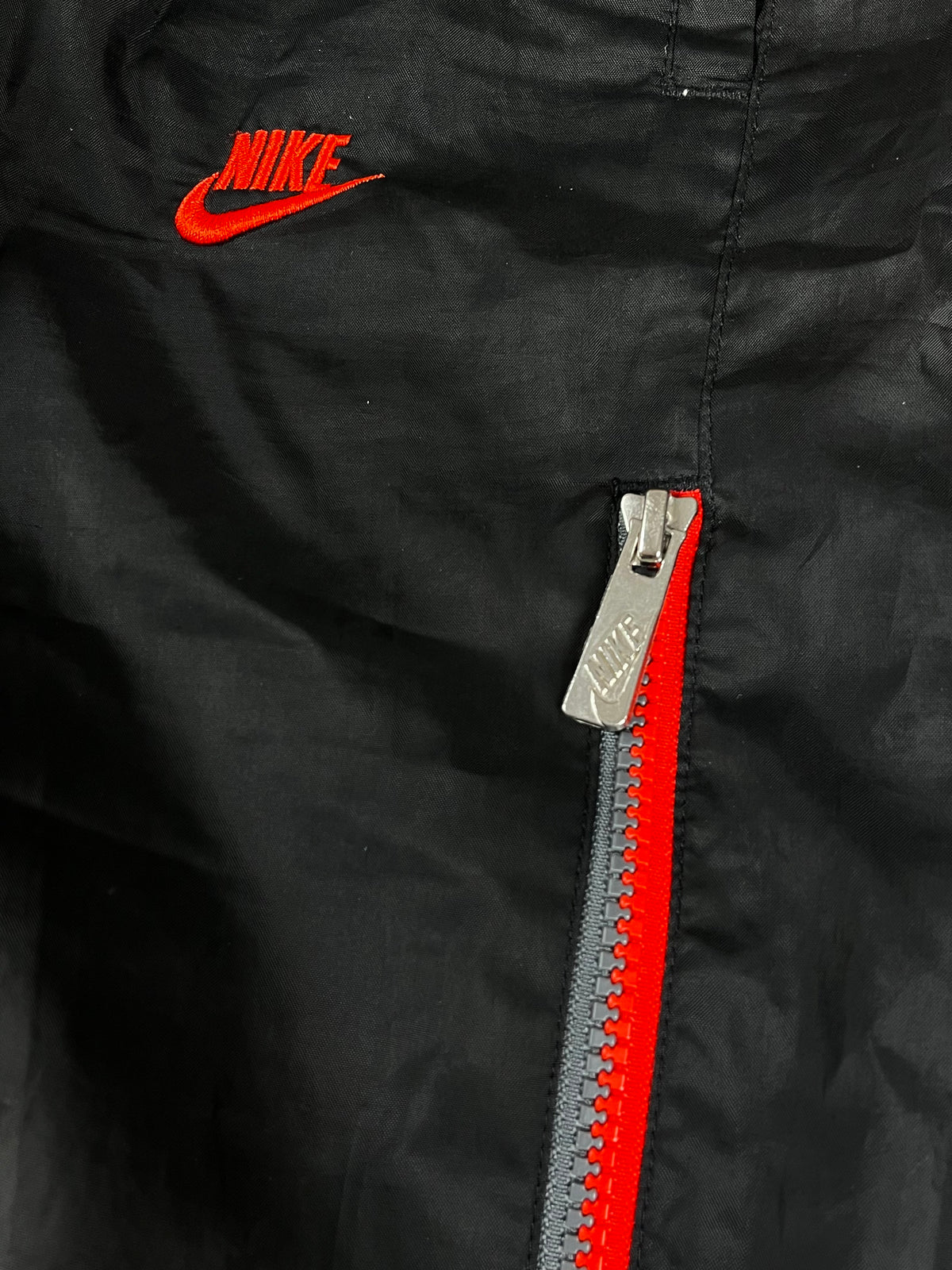 Nike Trackpant Vintage 2000s "Black/Red" (XL)