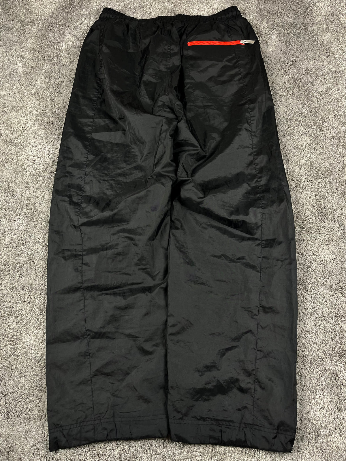 Nike Trackpant Vintage 2000s "Black/Red" (XL)