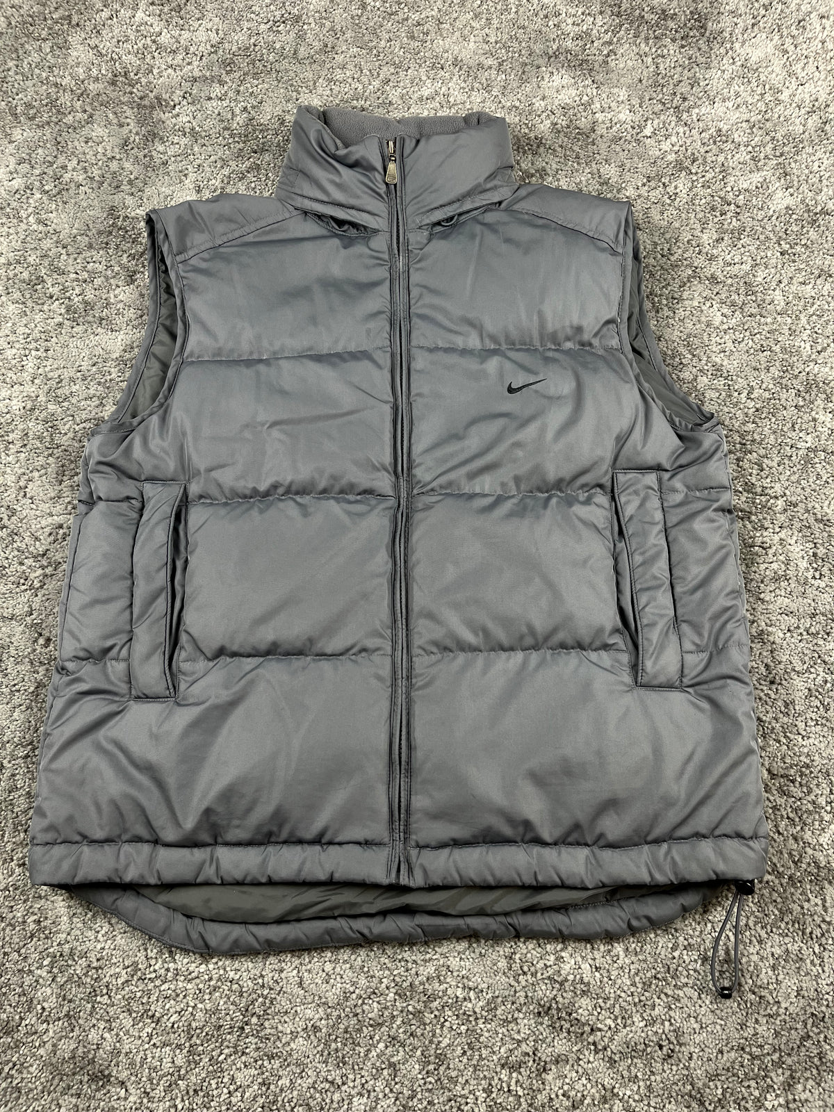 Chaleco acolchado Nike vintage años 2000 "Gris/Negro" (M)
