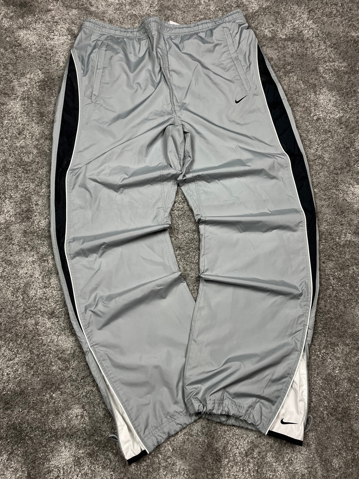Nike Trackpant Vintage 2000s "Gray/Black" (XXL)