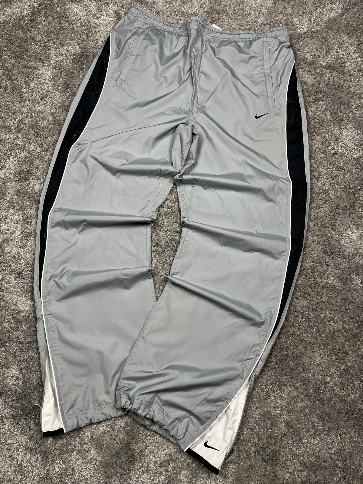 Nike Trackpant Vintage 2000s "Gray/Black" (XXL)