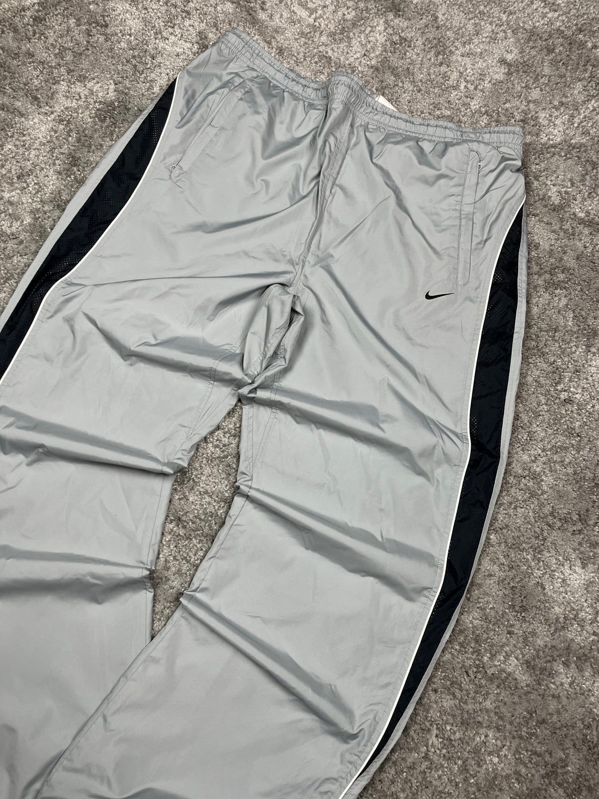 Pantalon de survêtement Nike vintage années 2000 "Gris/Noir" (XXL)