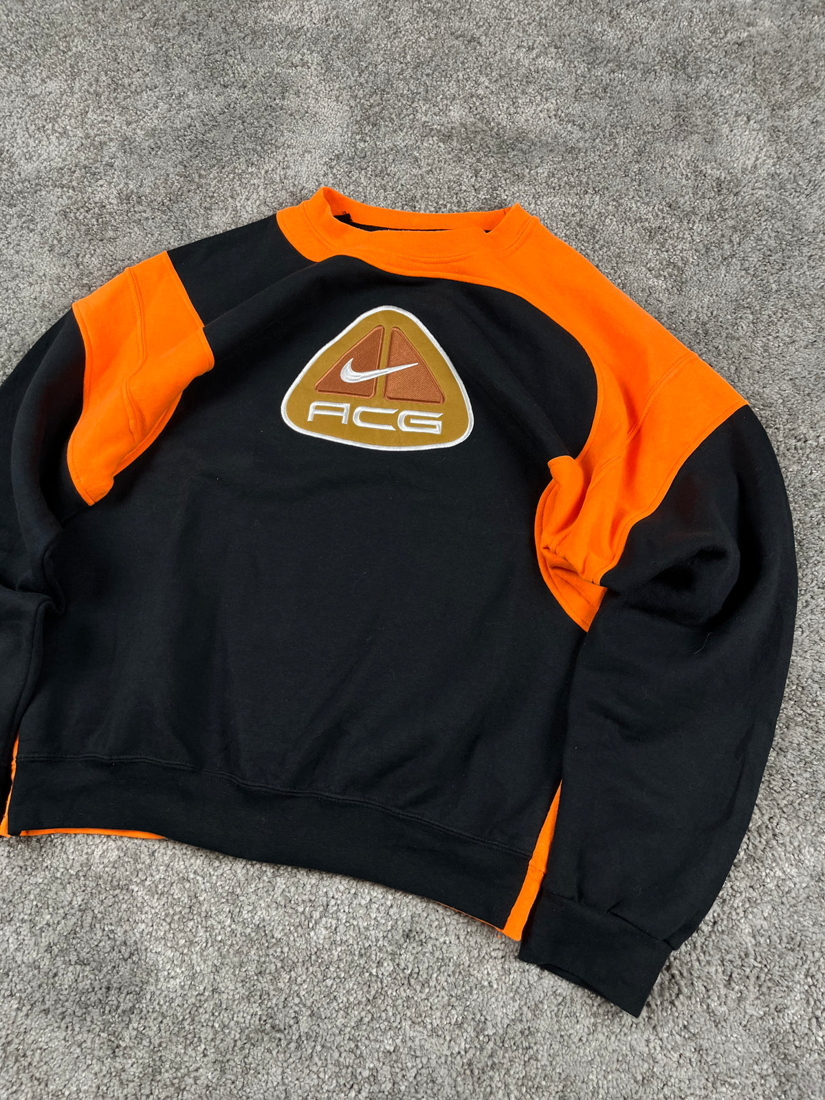 Nike ACG Hoodie Vintage 2000s "Black/Orange" (L)