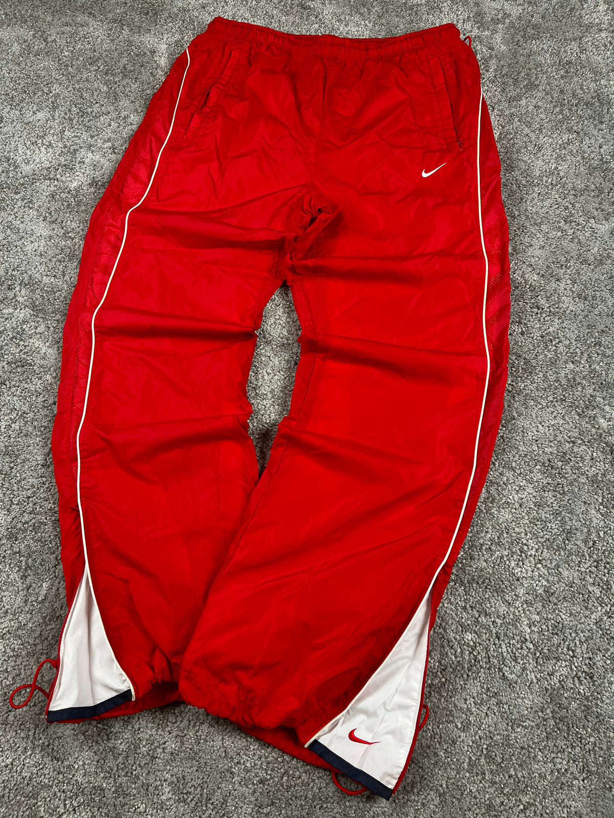 Nike Trackpant Vintage 2000s "Red/White" (XL)