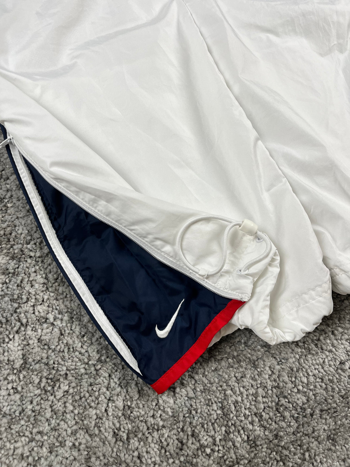 Pantalon de survêtement Nike vintage années 2000 "Blanc/Rouge/Marine" (M)