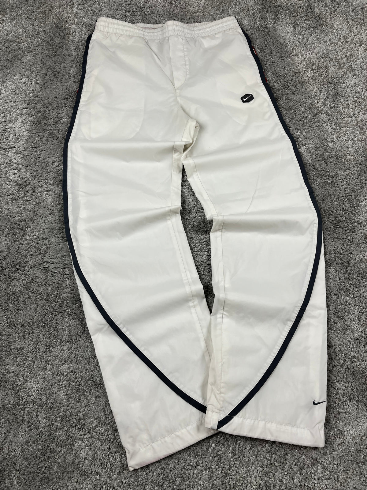 Nike Trackpant Vintage 2000s "White/Black" (S)
