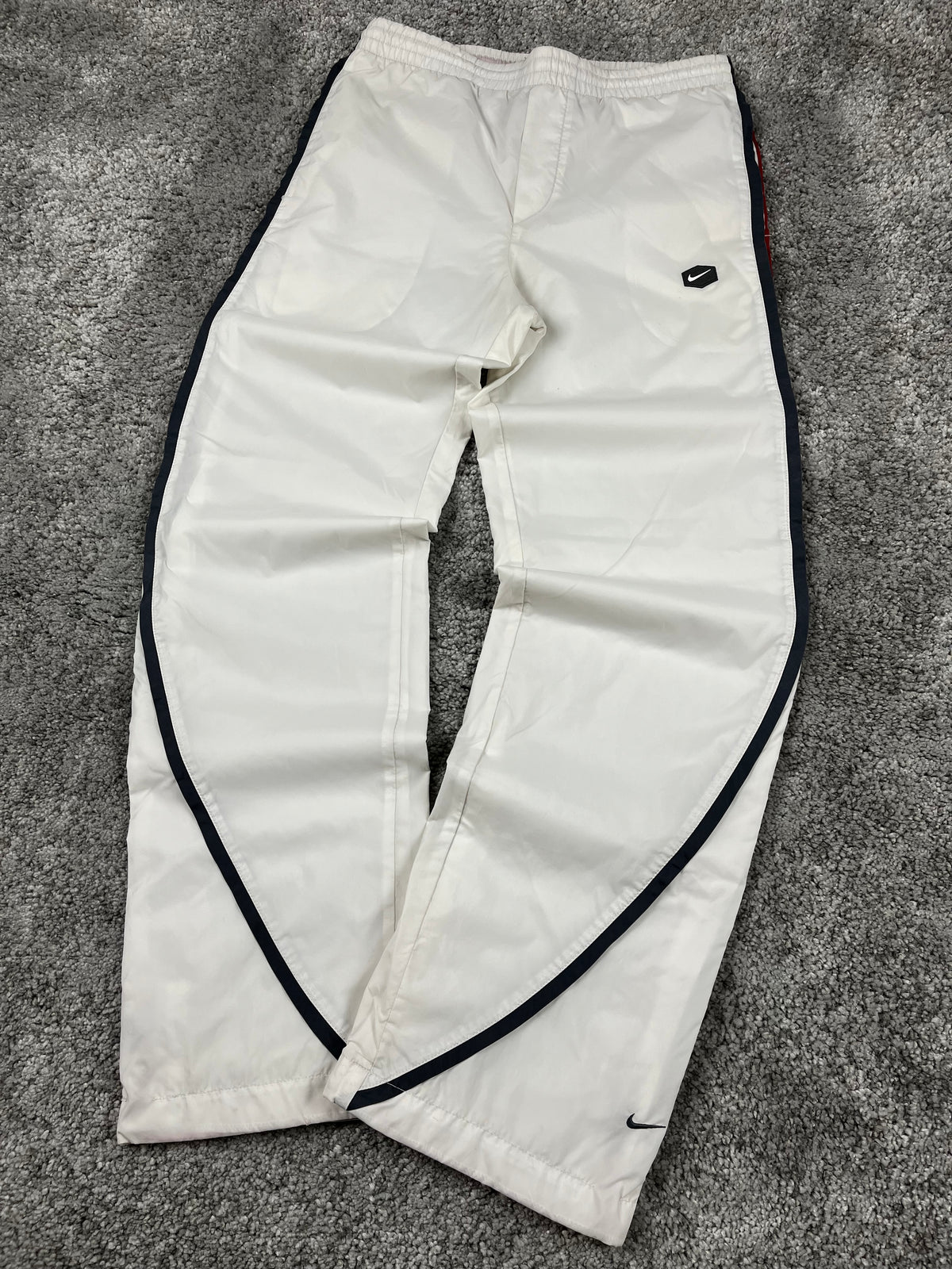 Nike Trackpant Vintage 2000s "White/Black" (S)